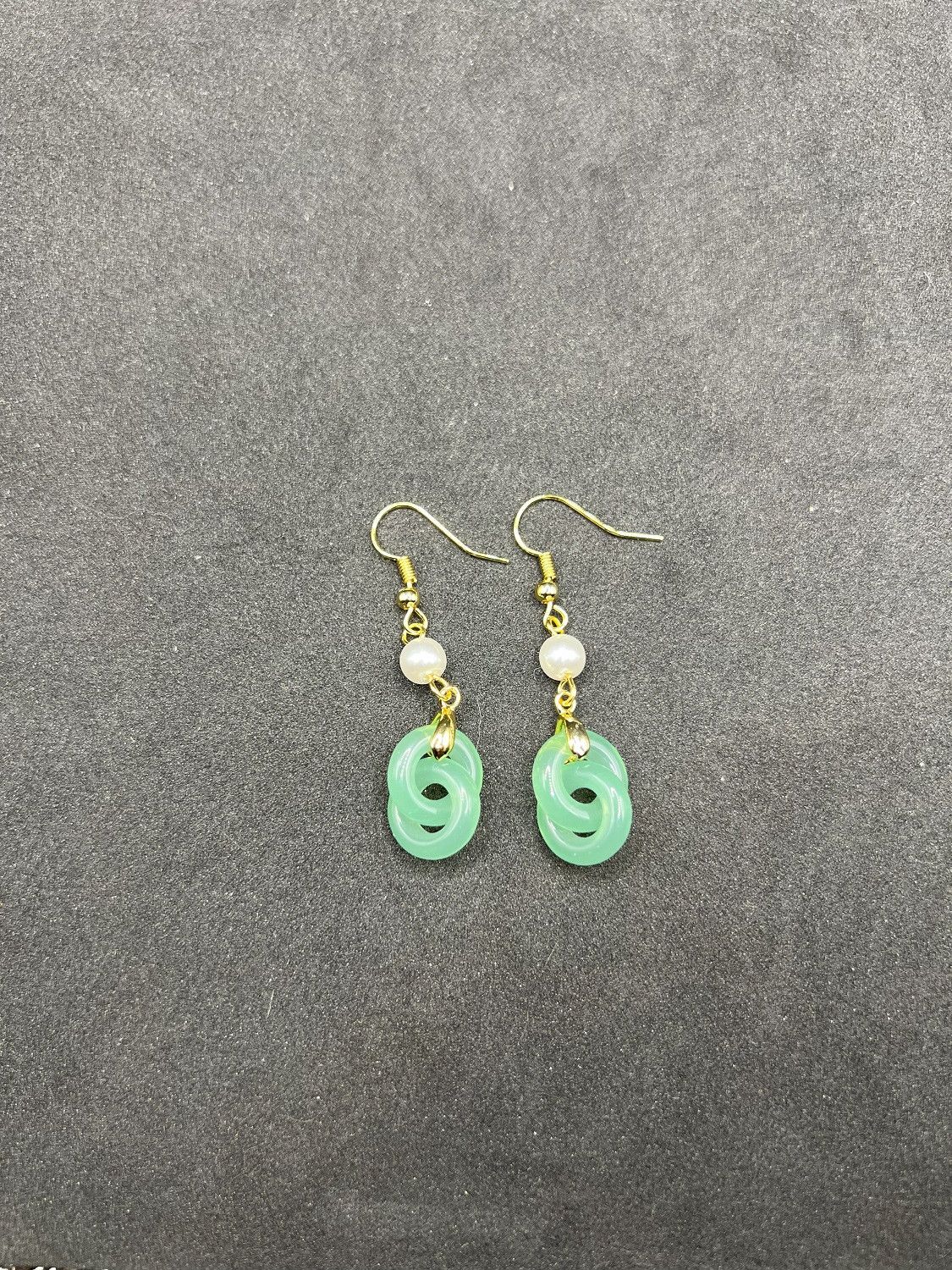 Handmade Green Crystal Gold Dangle Earrings with Pearl Bead Size ONE SIZE - 3 Thumbnail