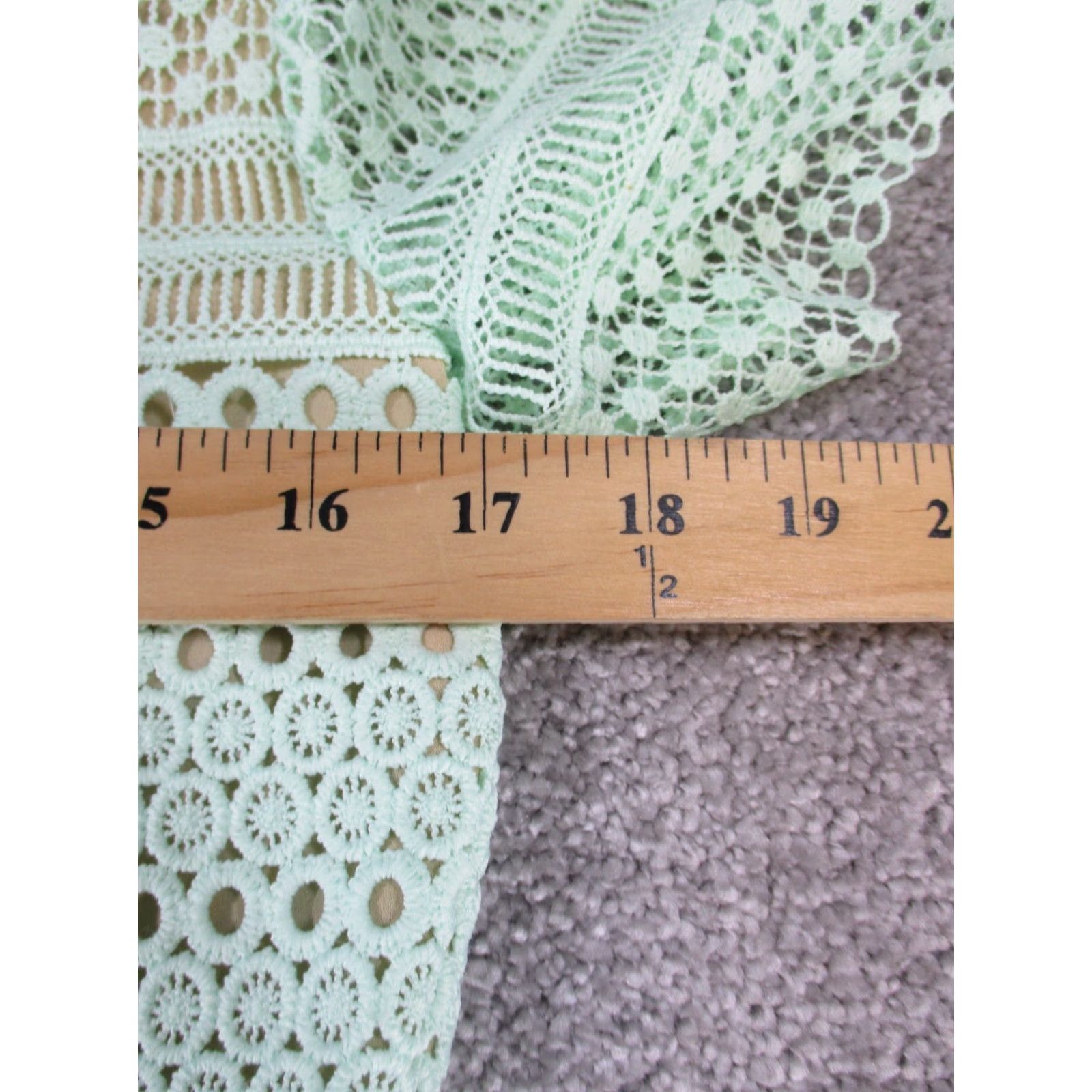 Vintage Soshanna Dress Womens 8 Blouson Short Sleeve Round Neck Embroidered Green Beige Polyester - Dress Length Short - 8 - Green - Blouson - Womens Size M / US 6-8 / IT 42-44 - 6 Thumbnail
