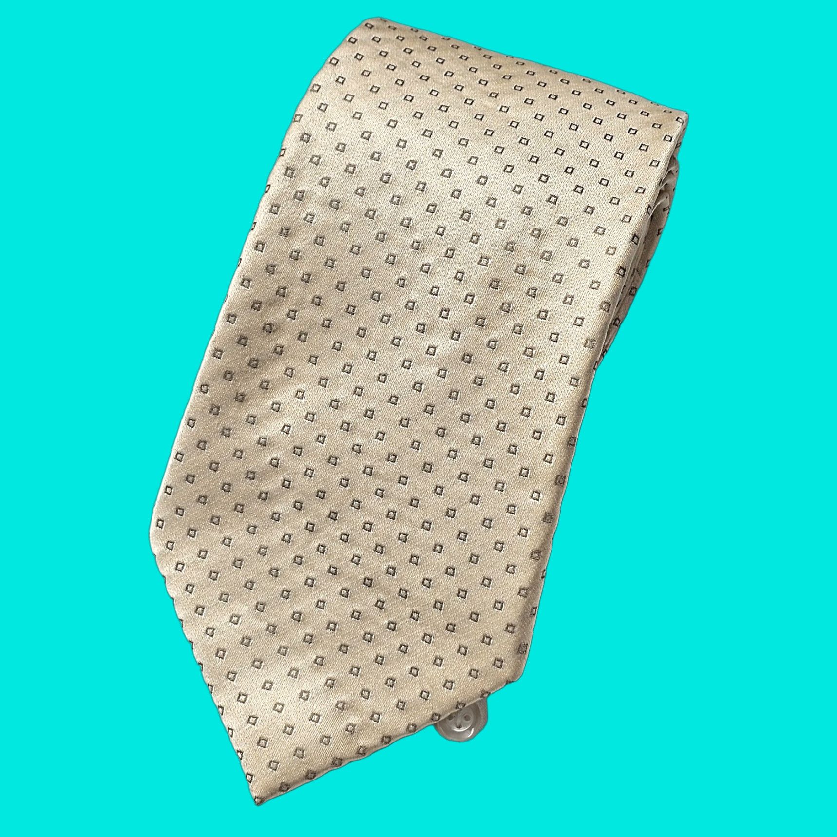 Vintage Donald J. Trump Signature Collection Necktie Men's Beige 100% Silk Small Squares Size ONE SIZE - 1 Thumbnail