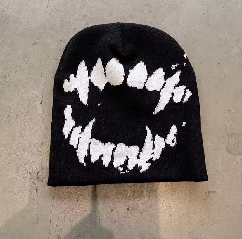 Other 2 pieces Goth Tooth Y2k Harajuku Vintage Knitting Beanies Size ONE SIZE - 5 Thumbnail