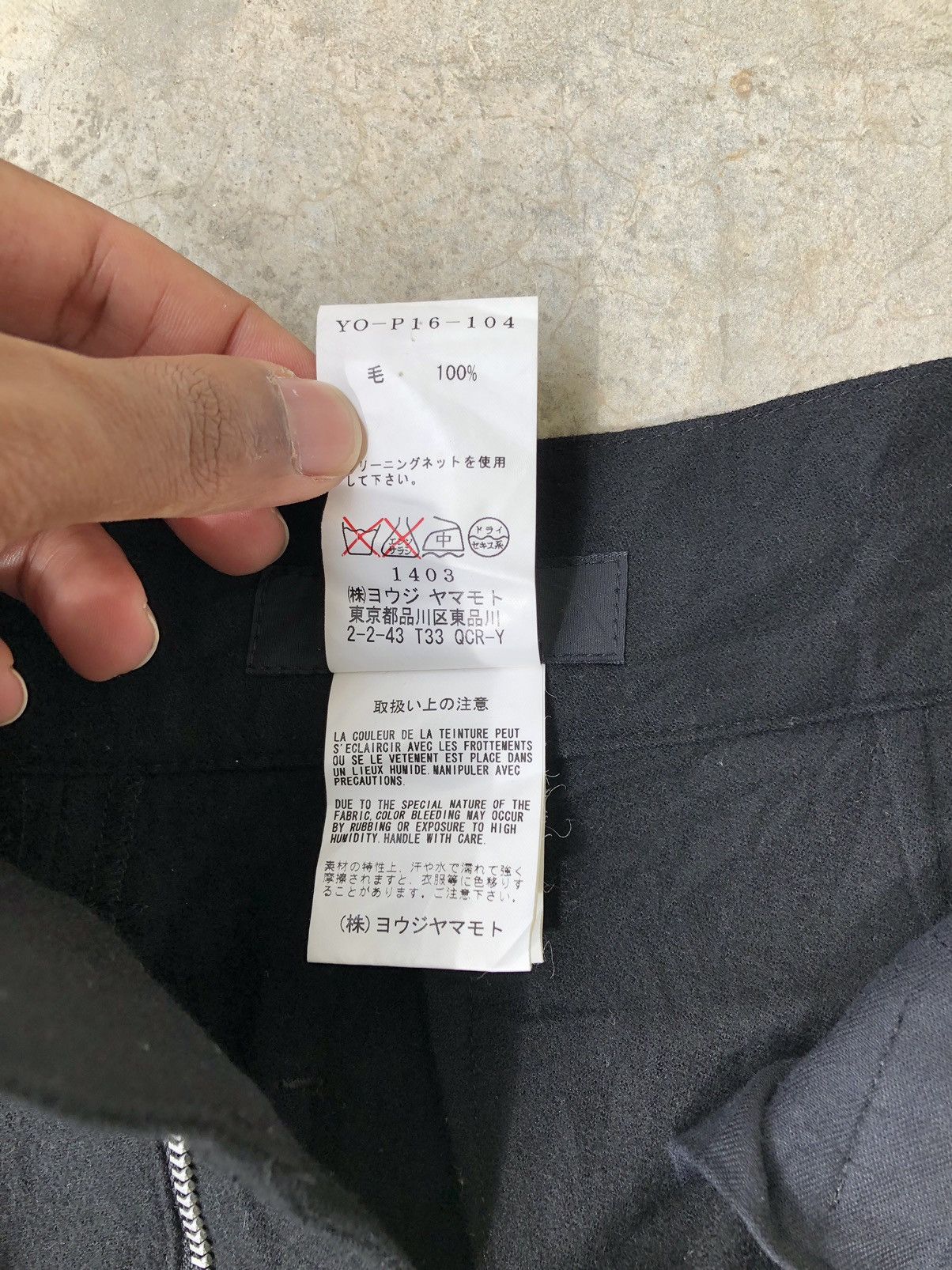 Yohji Yamamoto Yohji Yamamoto Y’s Wool Cropped 3 Quarter Fold Wool Pant Size US 30 / EU 46 - 13 Thumbnail