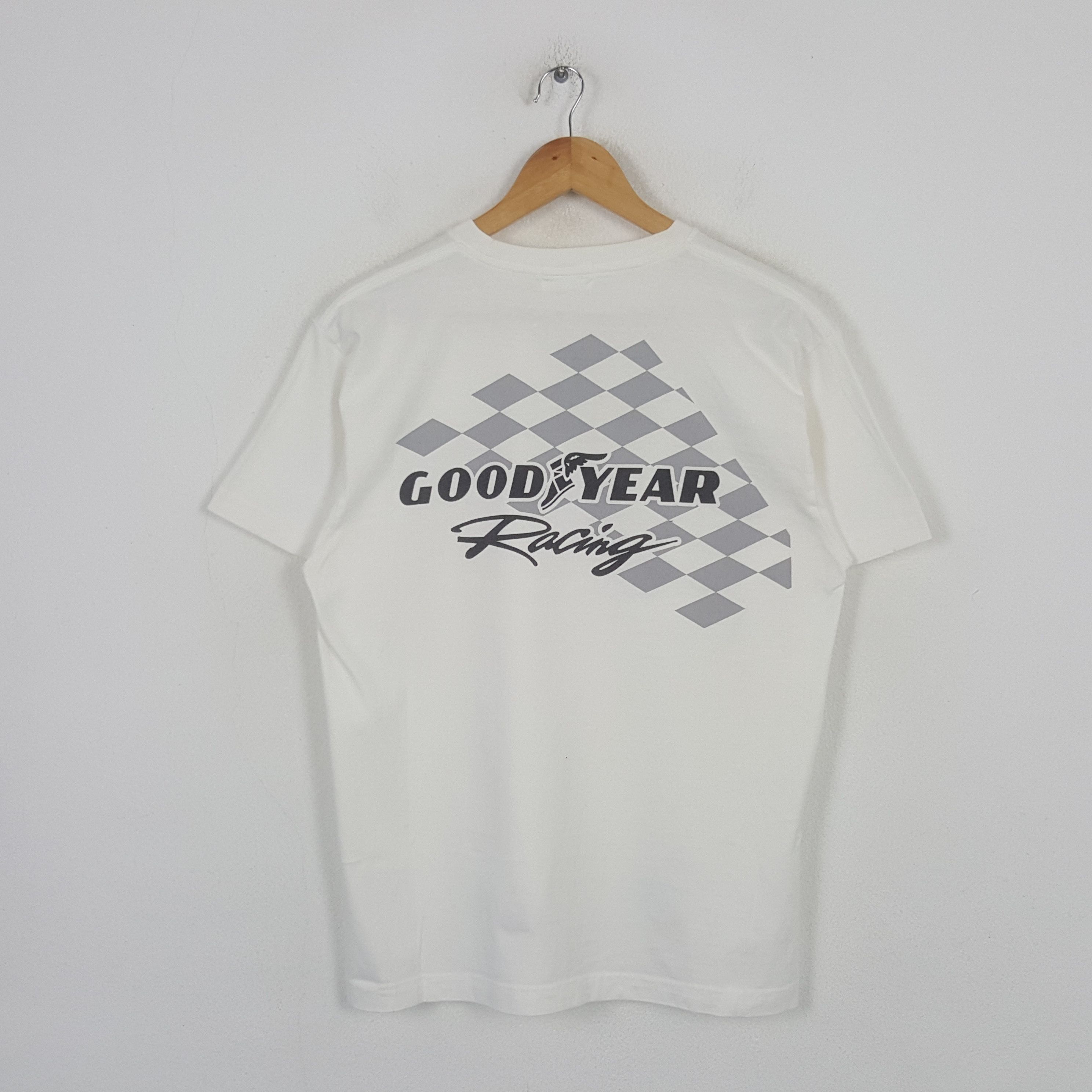 Other Vintage Good Year Racing Formula One Tshirt RR3 Size US M / EU 48-50 / 2 - 1 Thumbnail