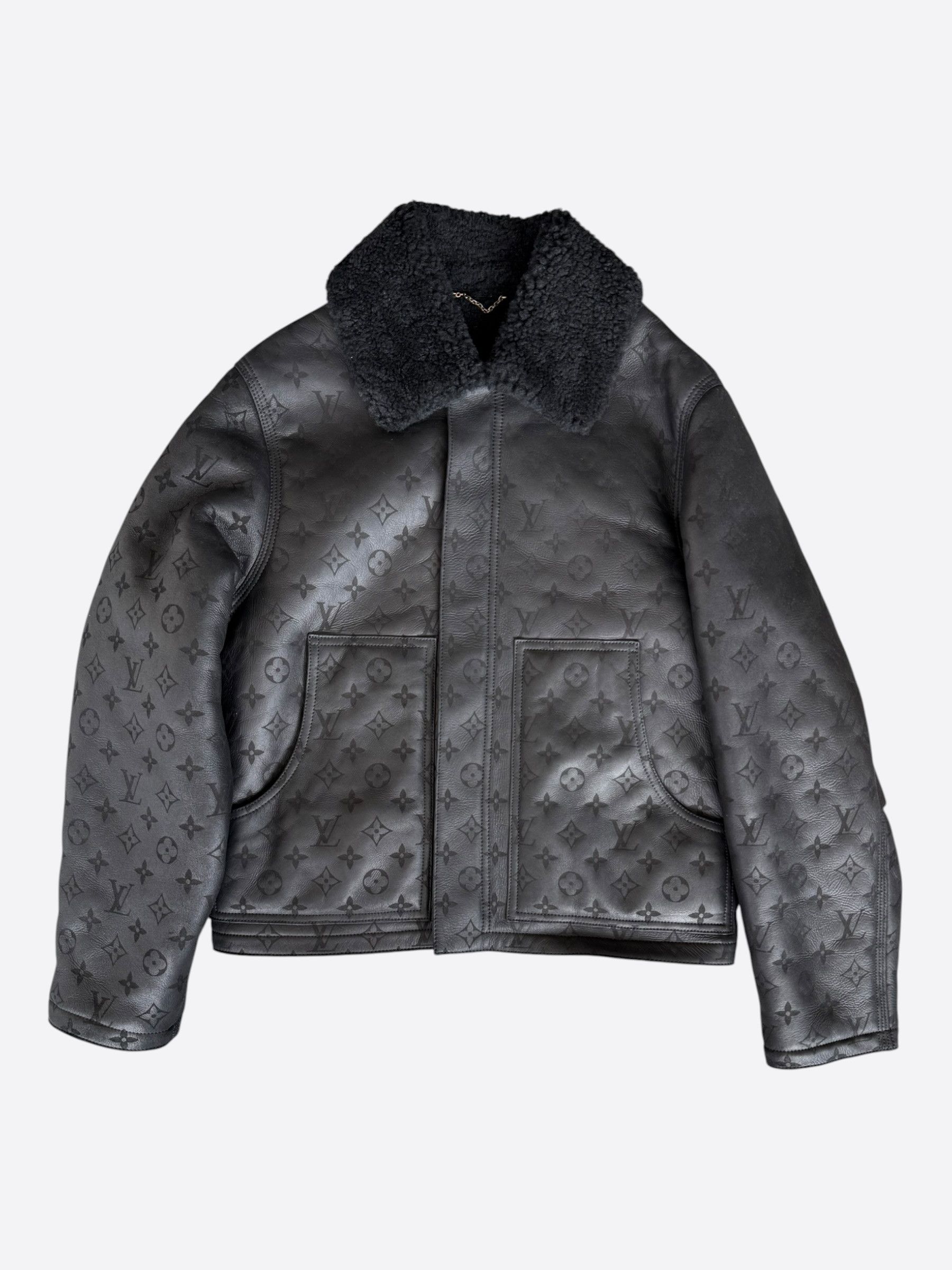 Louis Vuitton Louis Vuitton Black Monogram Shearling Jacket Size US S / EU 44-46 / 1 - 1 Thumbnail