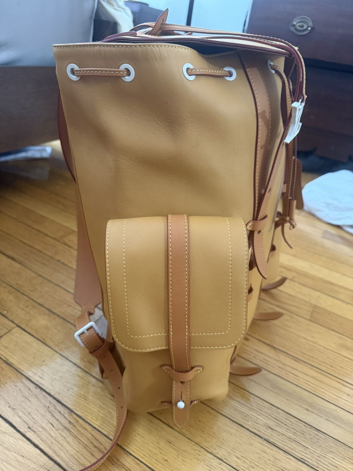 Louis Vuitton Louis Vuitton Men’s Christopher GM Tan Vachetta Leather Size ONE SIZE - 9 Thumbnail