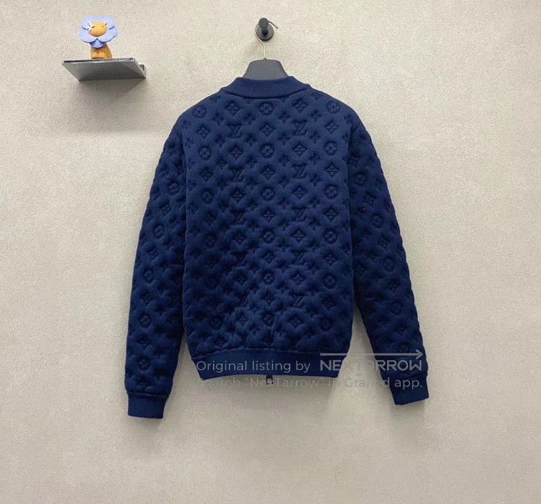 Louis Vuitton Louis Vuitton Blue Embossed Logo Jacket. Size US XS / EU 42 / 0 - 2 Thumbnail