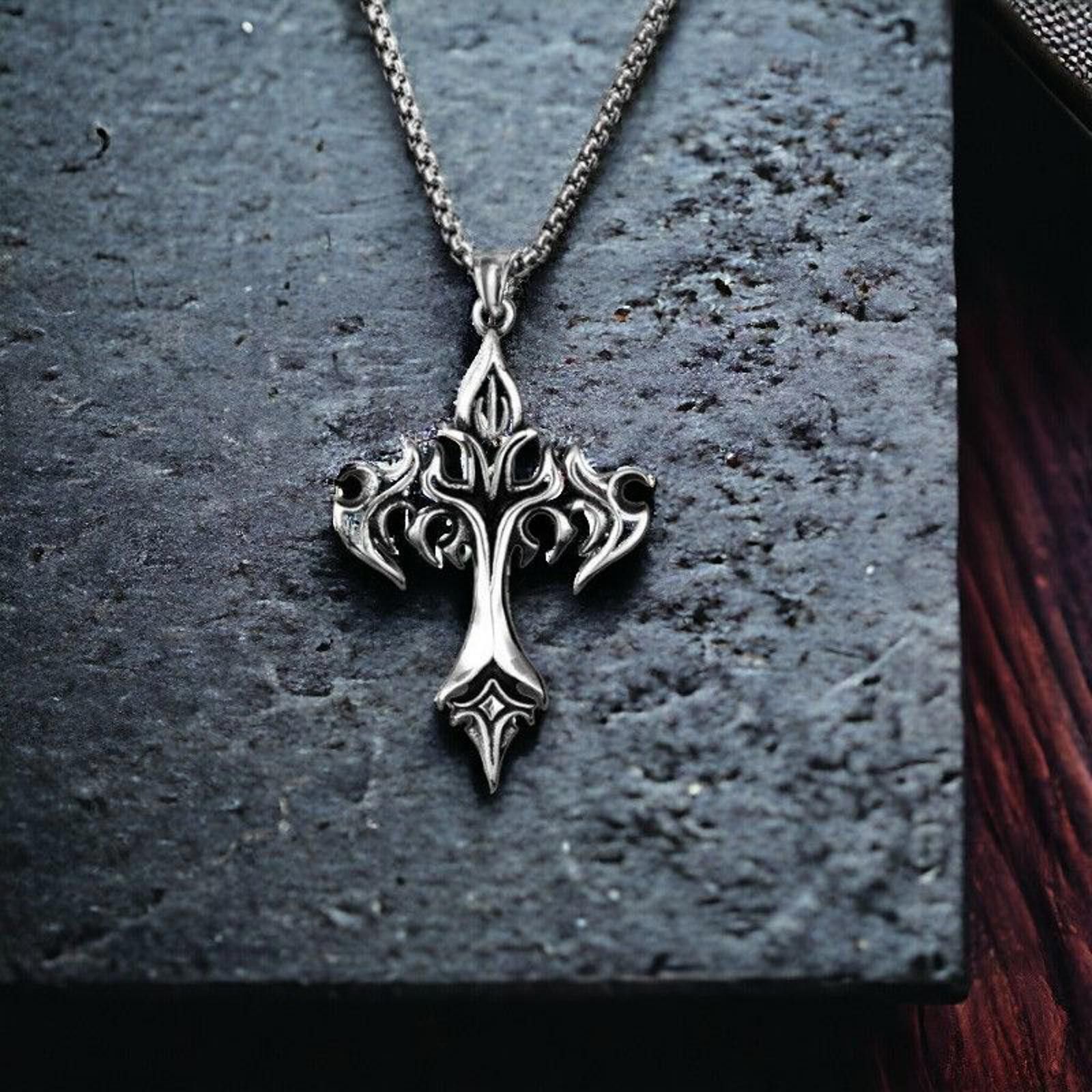 Jewelry Victorian Cross Silver Plated Ring Size ONE SIZE - 6 Thumbnail