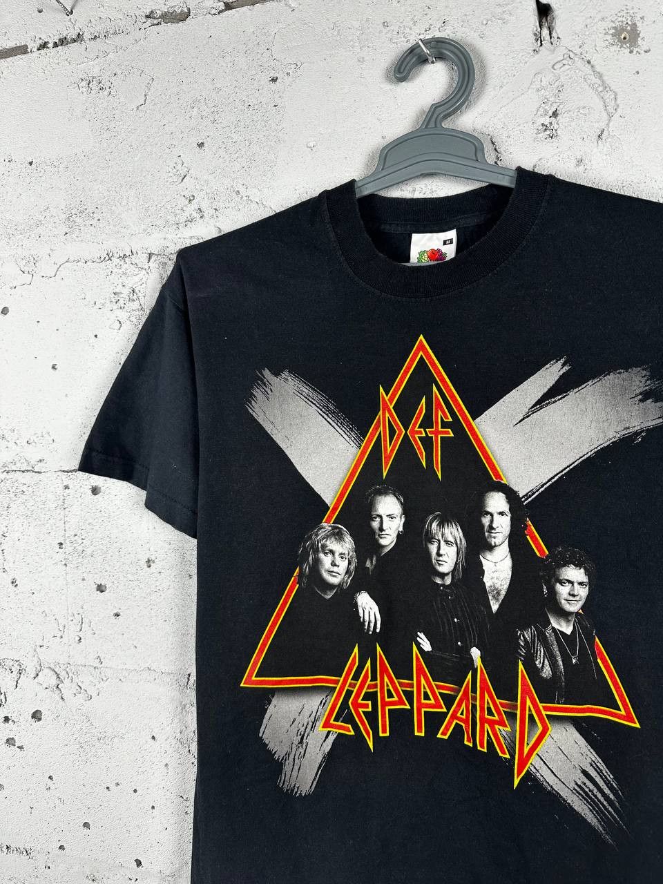 Band Tees × Def Leppard × Vintage Vintage 2002 Def Leppard Tour Shirt Tee Size US L / EU 52-54 / 3 - 3 Thumbnail