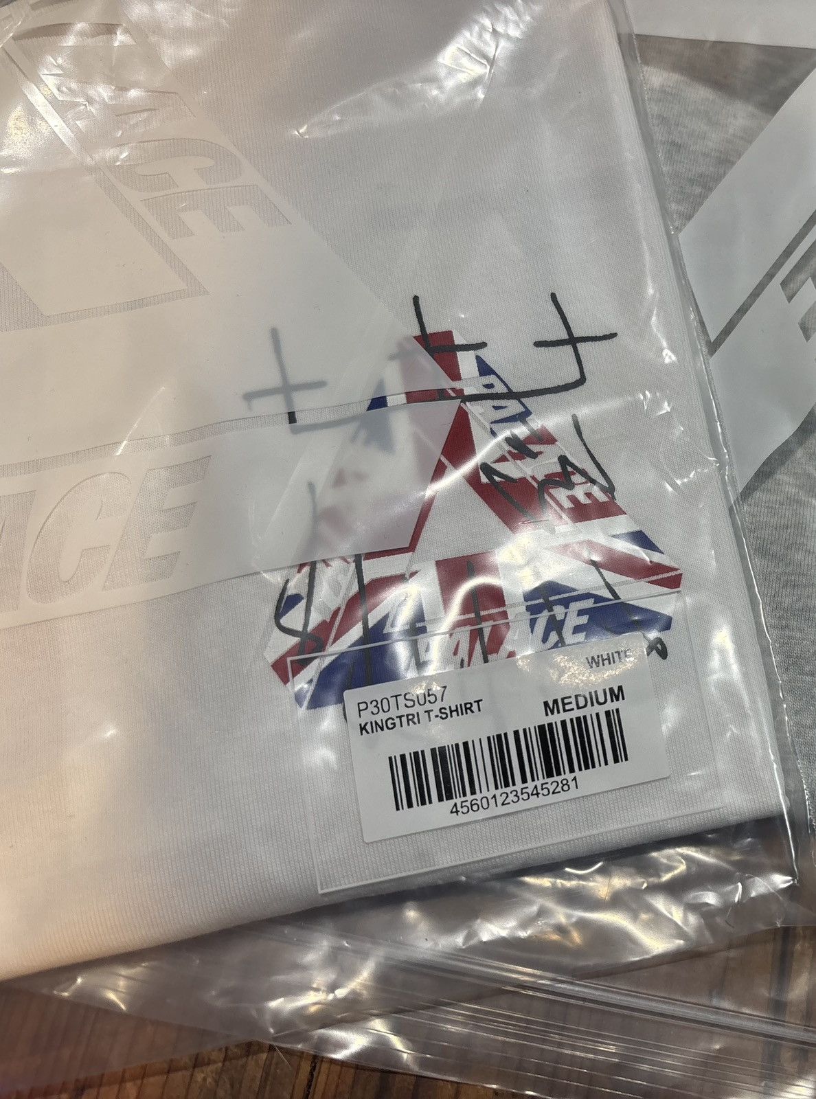 Palace Palace King Tri T-Shirt White Size US M / EU 48-50 / 2 - 3 Thumbnail
