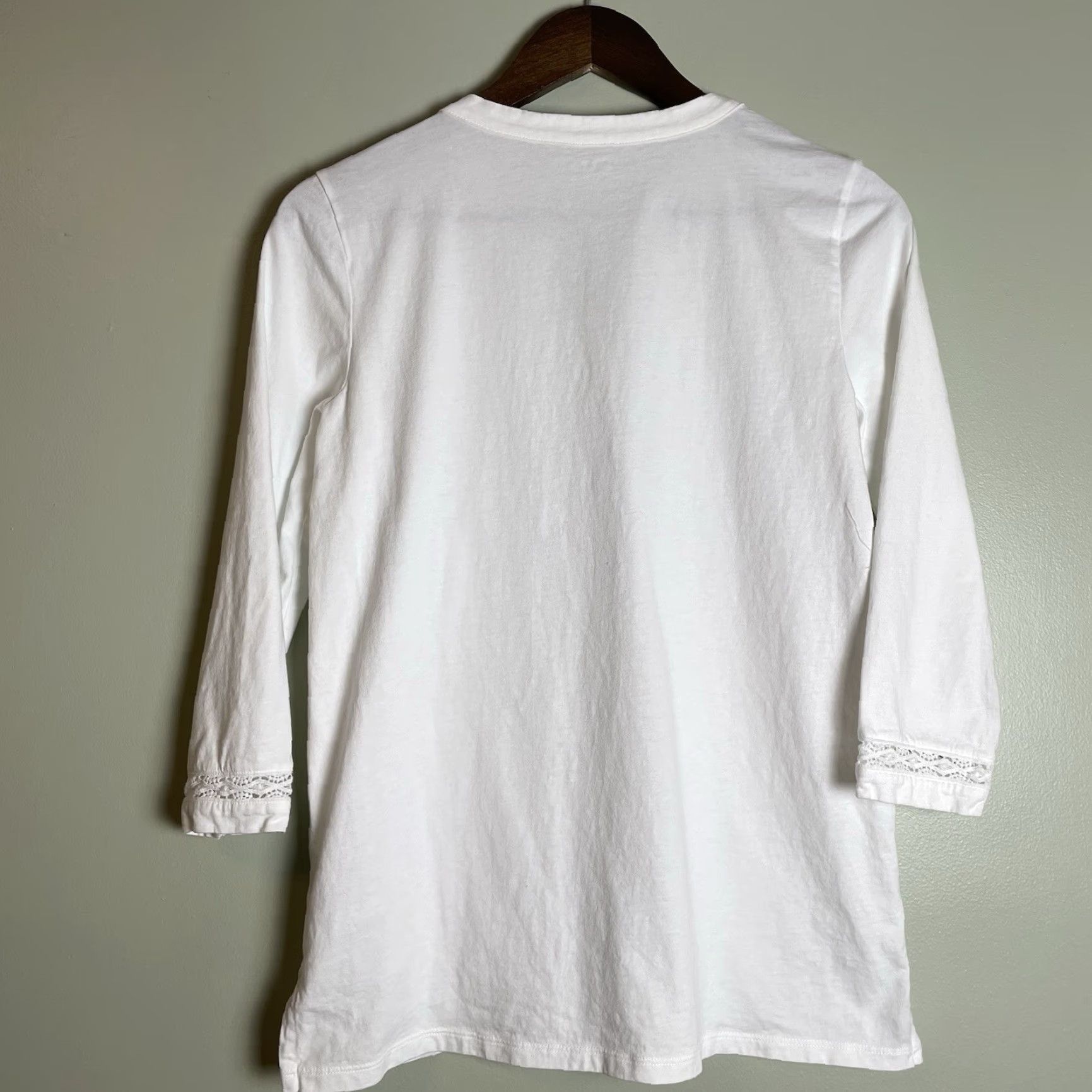 Lands' End Lands' End Women's Blouse 3/4 Sleeve V-Neck Lace Trim Tunic XS White BoHo Beach Preppy Size XS / US 0-2 / IT 36-38 - 7 Thumbnail