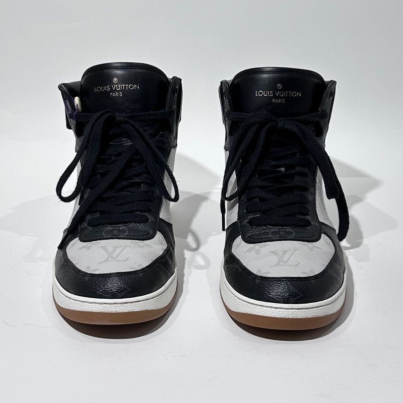 Louis Vuitton Louis Vuitton Rivoli Monogram Strass Sneakers for Men - Size US 8 / EU 41 - 3 Thumbnail