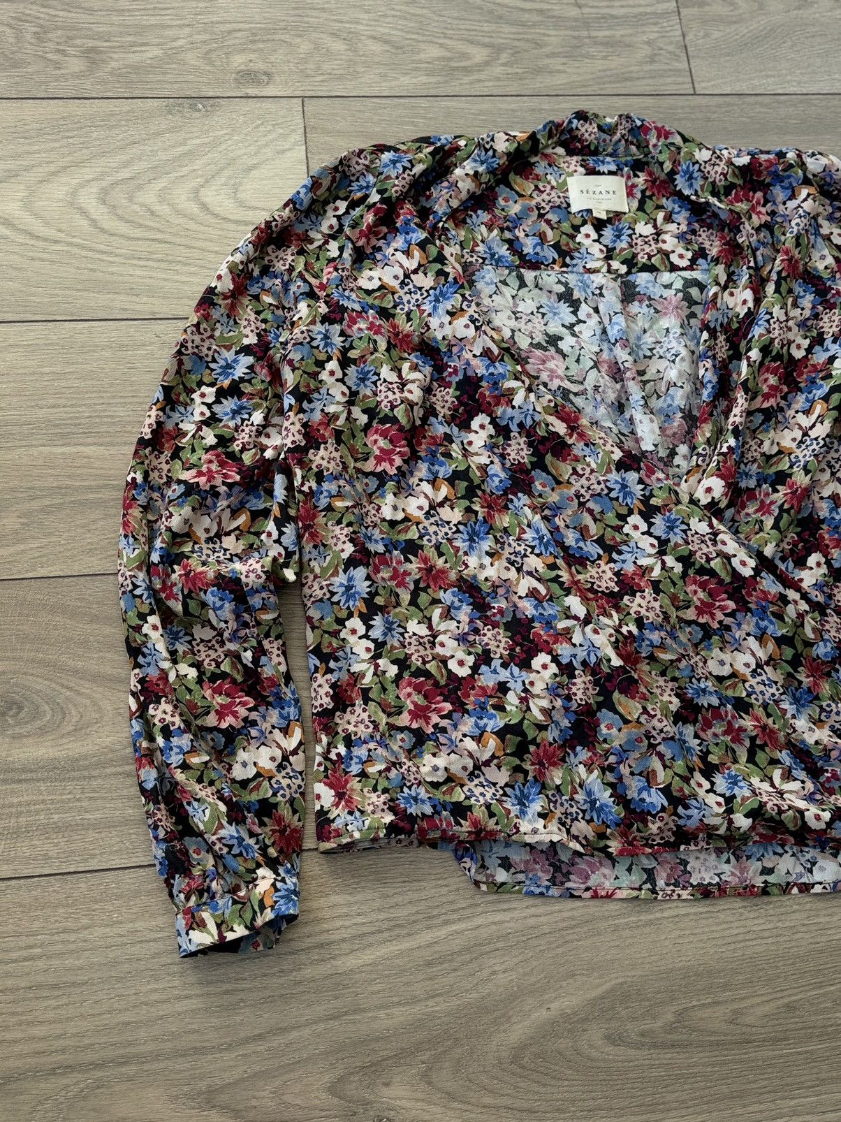 Sezane Sezane Abelia Flowers Wrap V-Neck Blouse Top Shirt Size 38 Size XS / US 0-2 / IT 36-38 - 2 Thumbnail