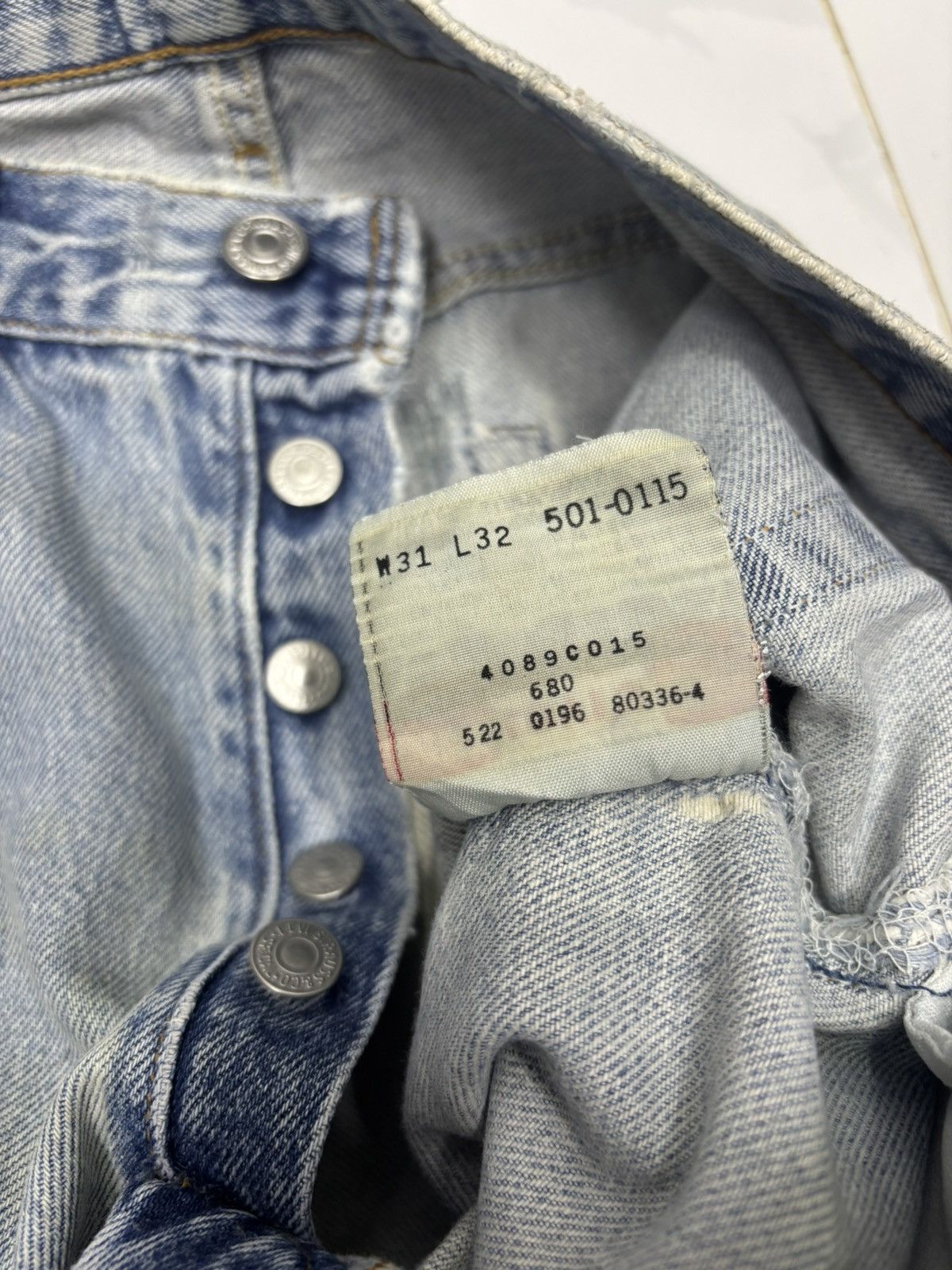 Levi's Vintage LEVIS 501 Kurt Cobain Distressed Denim Jeans Style Size US 31 - 13 Thumbnail