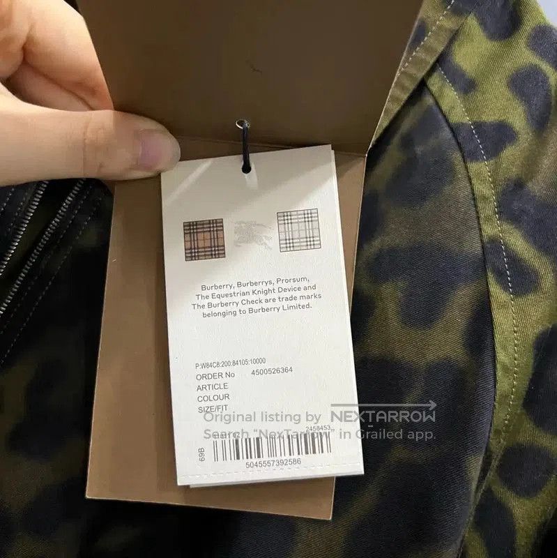 Burberry Burberry Women's Green Short Sleeve Shirt. Size M / US 6-8 / IT 42-44 - 5 Thumbnail
