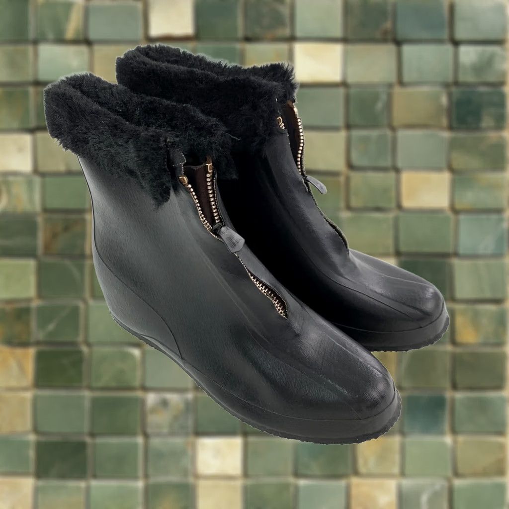 Vintage VINTAGE La Crosse Boots Rubber Black Zip Waterproof Lacrosse 1960s Womens 8 Read Size US 8 / IT 38 - 1 Thumbnail