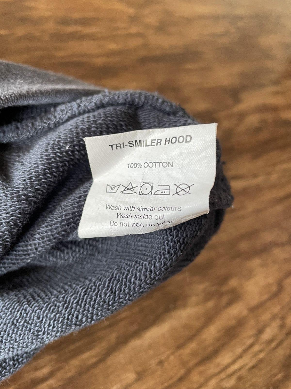 Palace Palace Tri-Smiler Hood Size US L / EU 52-54 / 3 - 7 Thumbnail