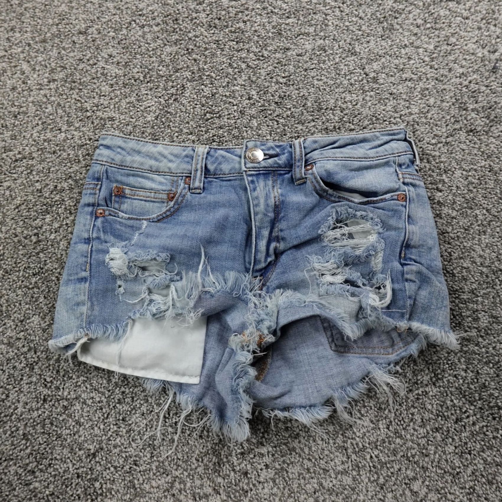 American Eagle Outfitters American Eagle Shorts Womens 4 Blue Denim Jean Cutoff Hi Rise Festival Micro Y2K Boys? Womens? Size 27" / US 4 / IT 40 - 2 Thumbnail