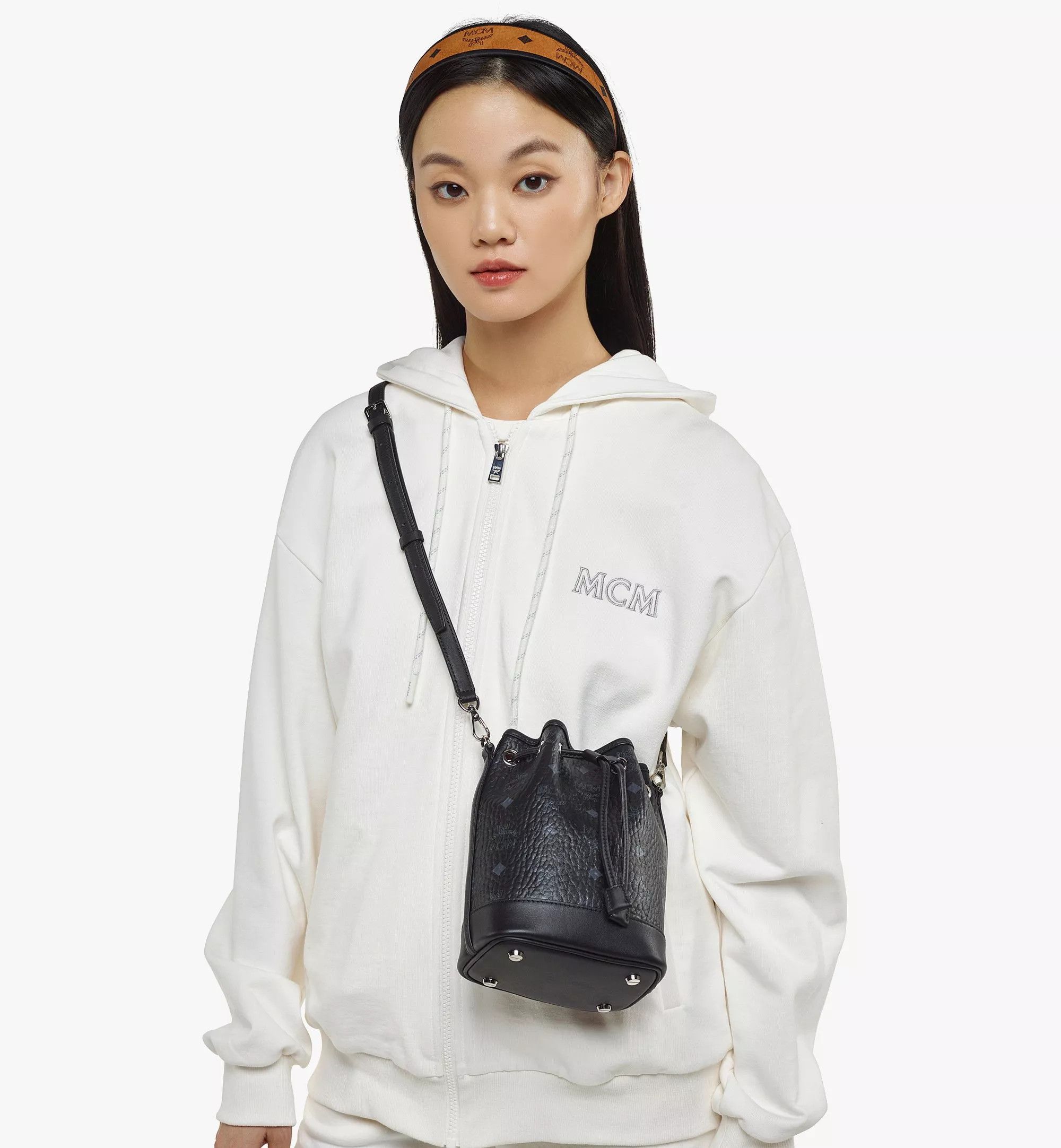 MCM o1mt1gz0625 Size: OS / Drawstring Bag in Black Size ONE SIZE - 2 Thumbnail