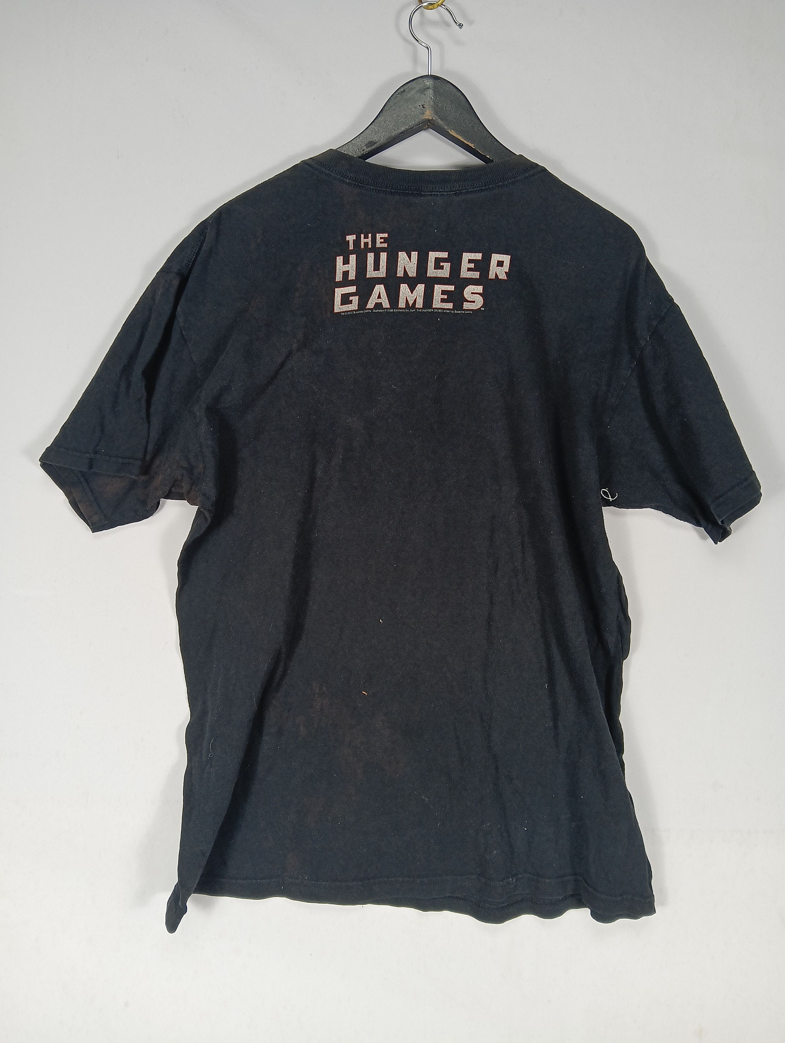 Other the hunger games big logo tee distressed Size US L / EU 52-54 / 3 - 7 Thumbnail