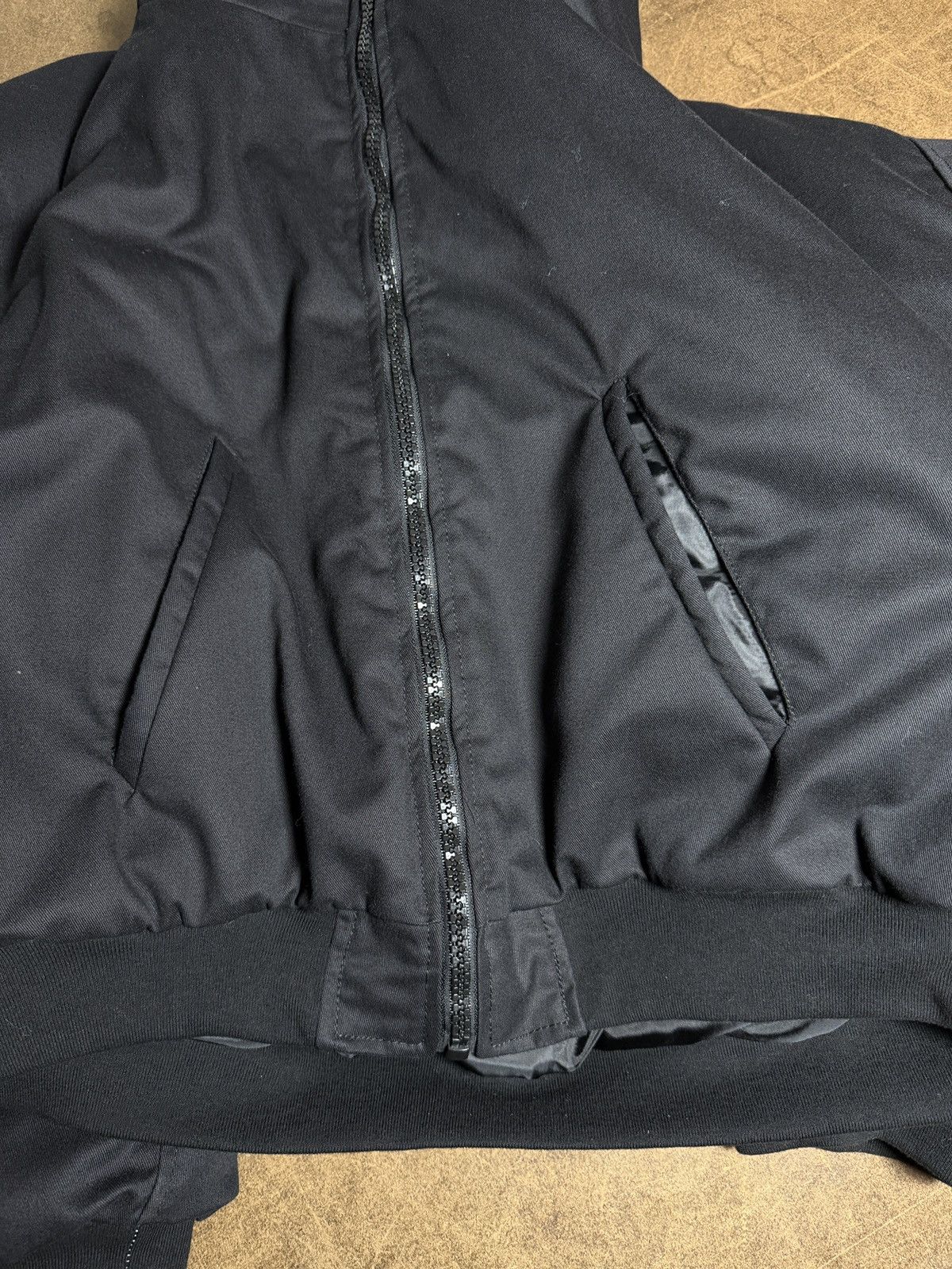Yeezy FINAL DROP SEASON 9 RUNWAY FULLZIP GIMP Size US XL / EU 56 / 4 - 2 Thumbnail