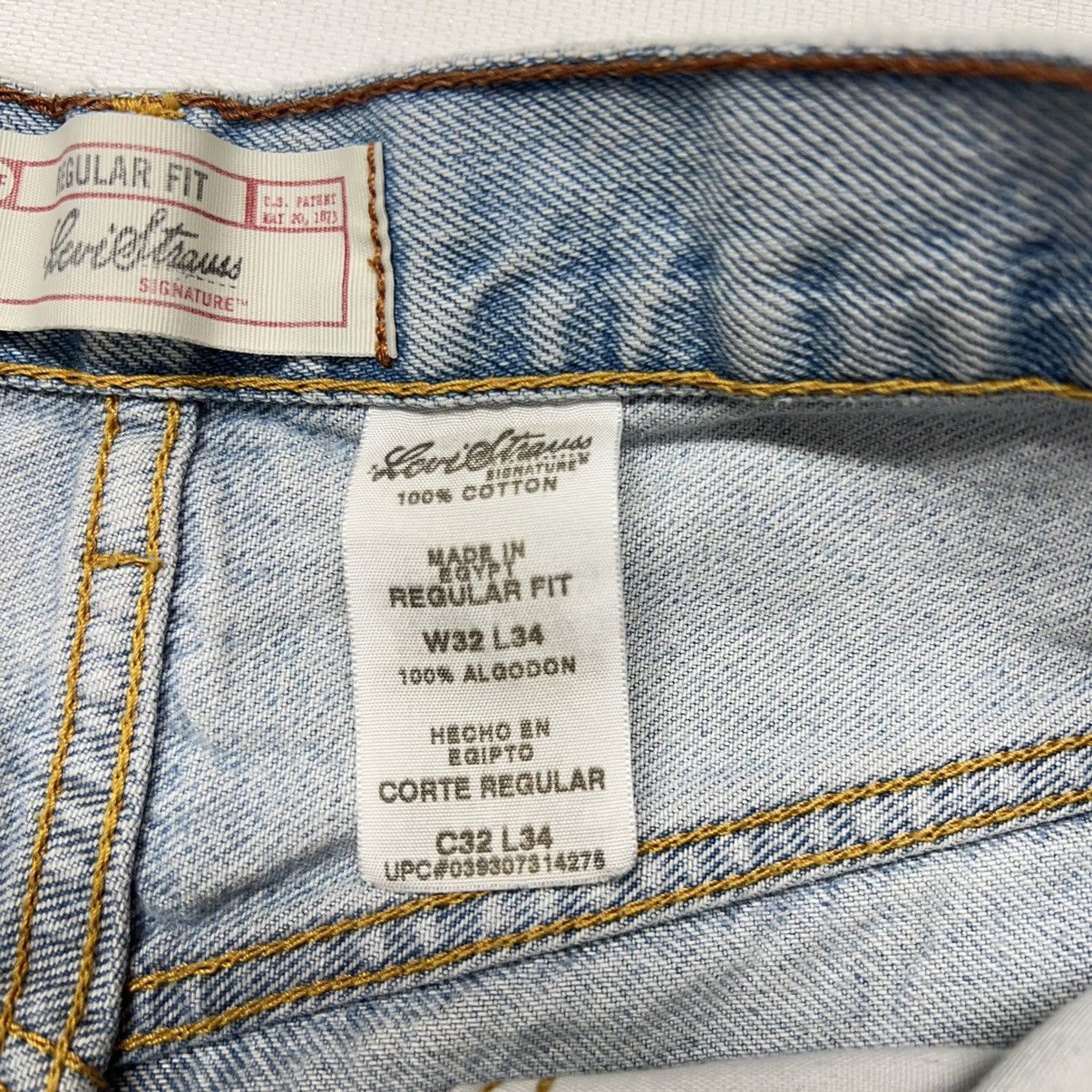 Levi's × Vintage Levis Jeans Blue Signature Corte Regular Work Distressed Rip Size US 32 / EU 48 - 10 Thumbnail