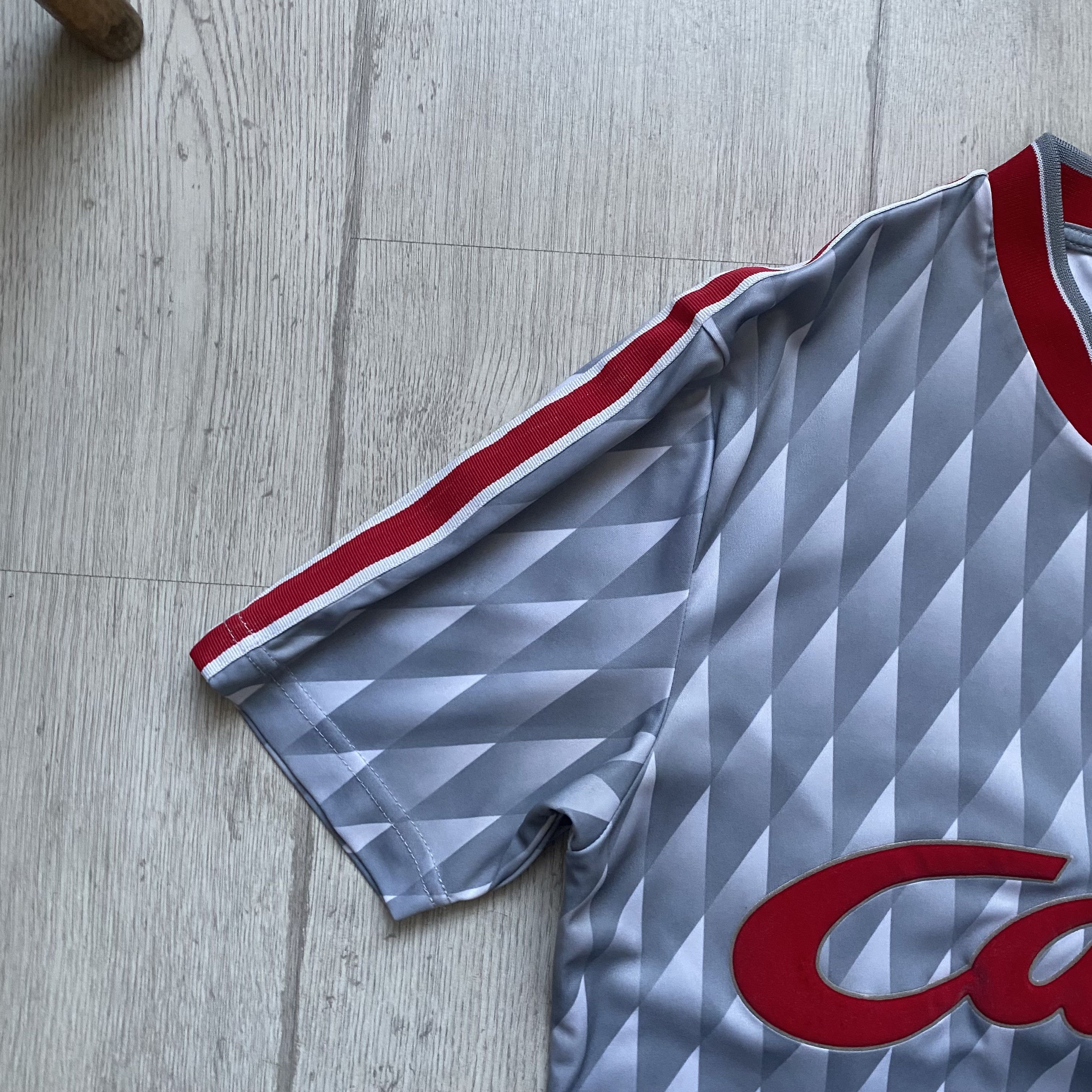 Umbro ⚽️ Blockore Vintage Retro FC Liverpool jersey Size US S / EU 44-46 / 1 - 6 Thumbnail