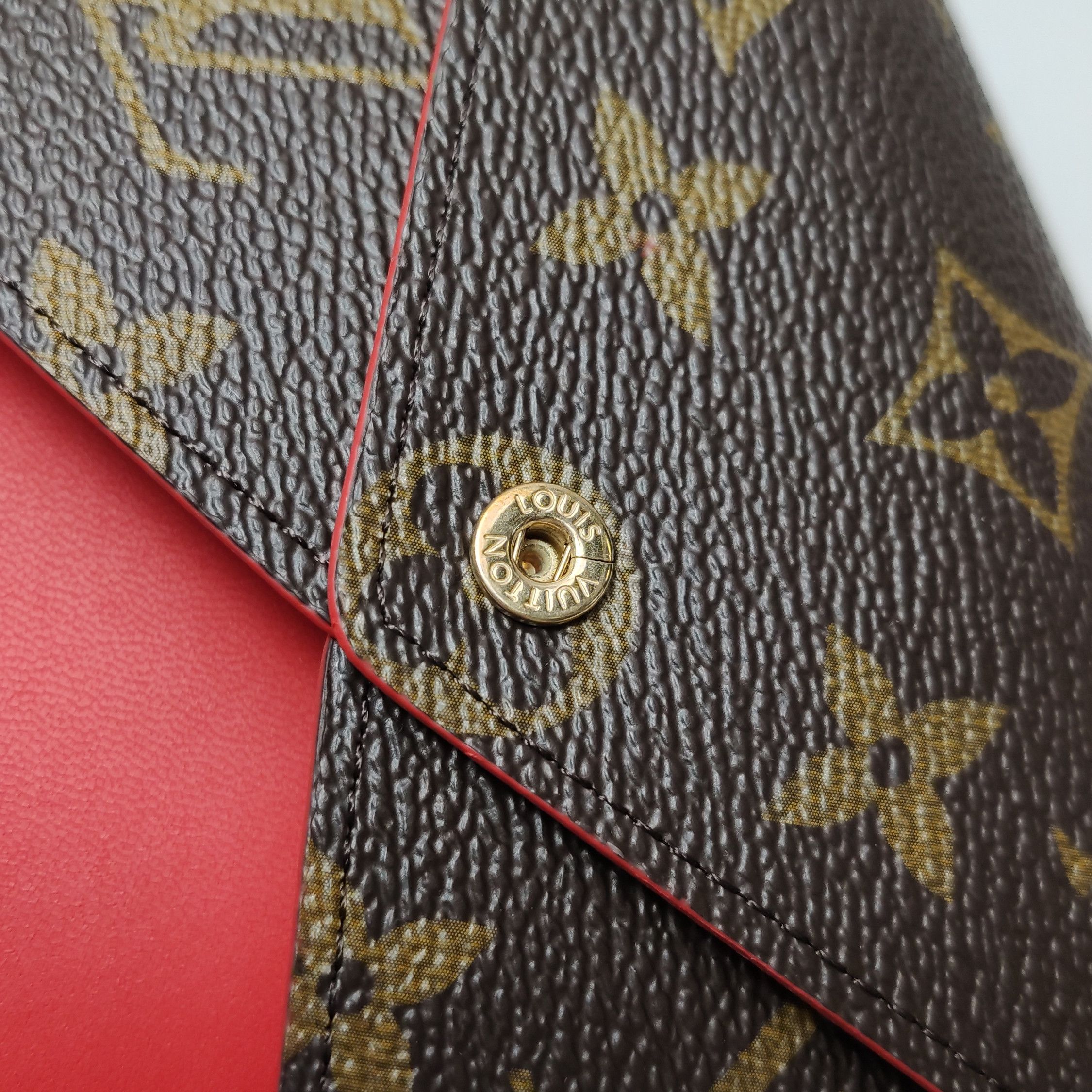 Louis Vuitton Louis Vuitton (LV) Pochette KirigamiMonogram Printed Indivi Size ONE SIZE - 8 Thumbnail