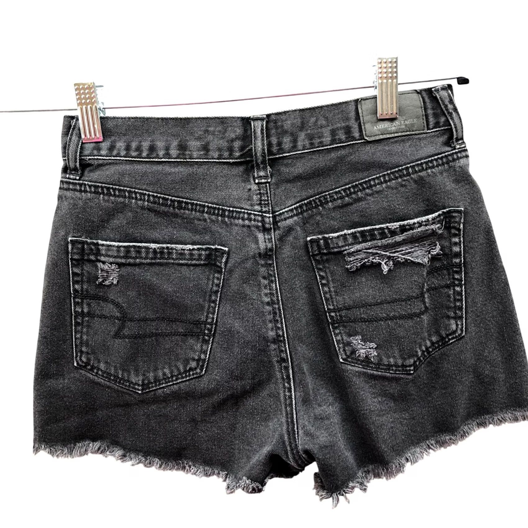 American Eagle Outfitters American Eagle Mom Short Womens 00 Washed Black Distressed Denim Cutoff Size 24" / US 00 / IT 34 - 2 Thumbnail