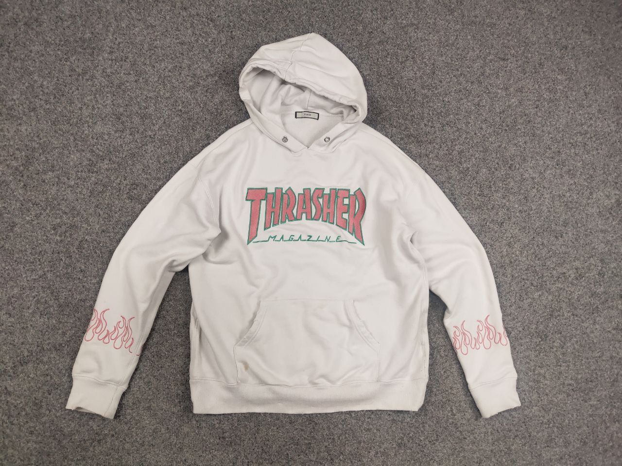 Japanese Brand Jouetie Japan Design x Thrasher logo white distressed Hoodie Size US M / EU 48-50 / 2 - 7 Thumbnail
