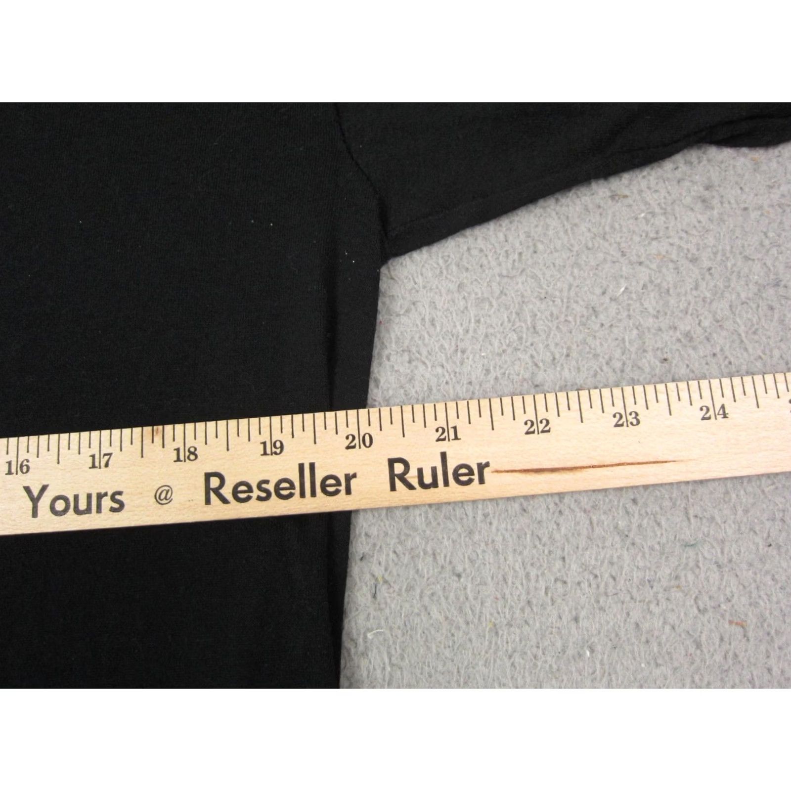 Jerzees VINTAGE Jerzees Quad Cities Shirt Mens XL Black 90s USA T-Shirt Short Sleeve Crew Neck Vintage Shirt Mens XL Black USA 80s Size US XL / EU 56 / 4 - 7 Thumbnail