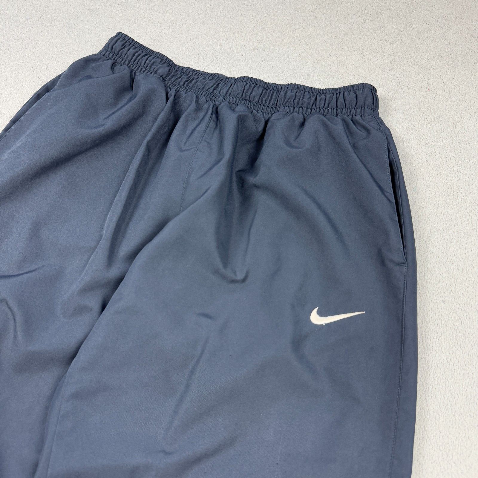 Nike Nike Track Pants Windbreaker Vintage 00s Blue Nylon L Size US 34 / EU 50 - 10 Thumbnail