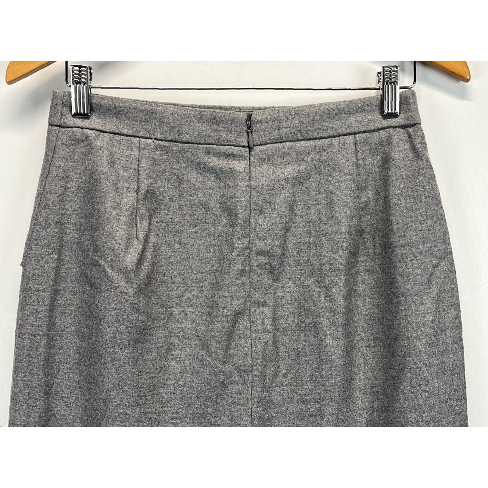 J.Crew J.Crew 100% Wool Gray Ruffle Skirt Knee Length Size 4 Career Womens Size 27" / US 4 / IT 40 - 4 Thumbnail