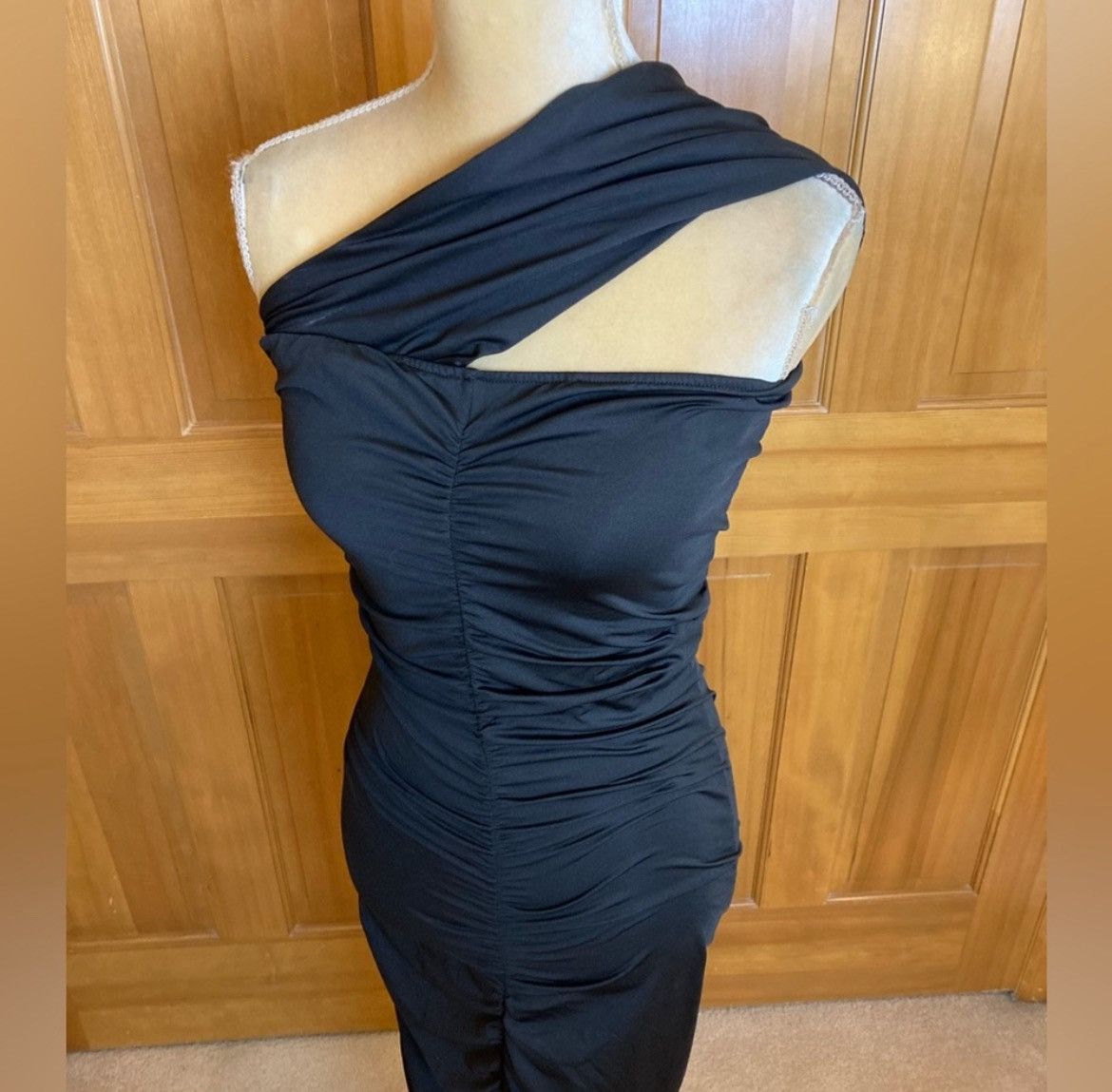 Designer × Other NWT, Lavishly Paris Women’s Black Ruched Midi Dress. Size M / US 6-8 / IT 42-44 - 8 Thumbnail