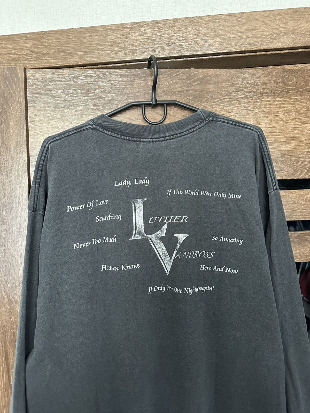 Band Tees Luther Vansross Vintage Band T-Shirt Tee Long Sleeve 90s Size US XL / EU 56 / 4 - 8 Thumbnail