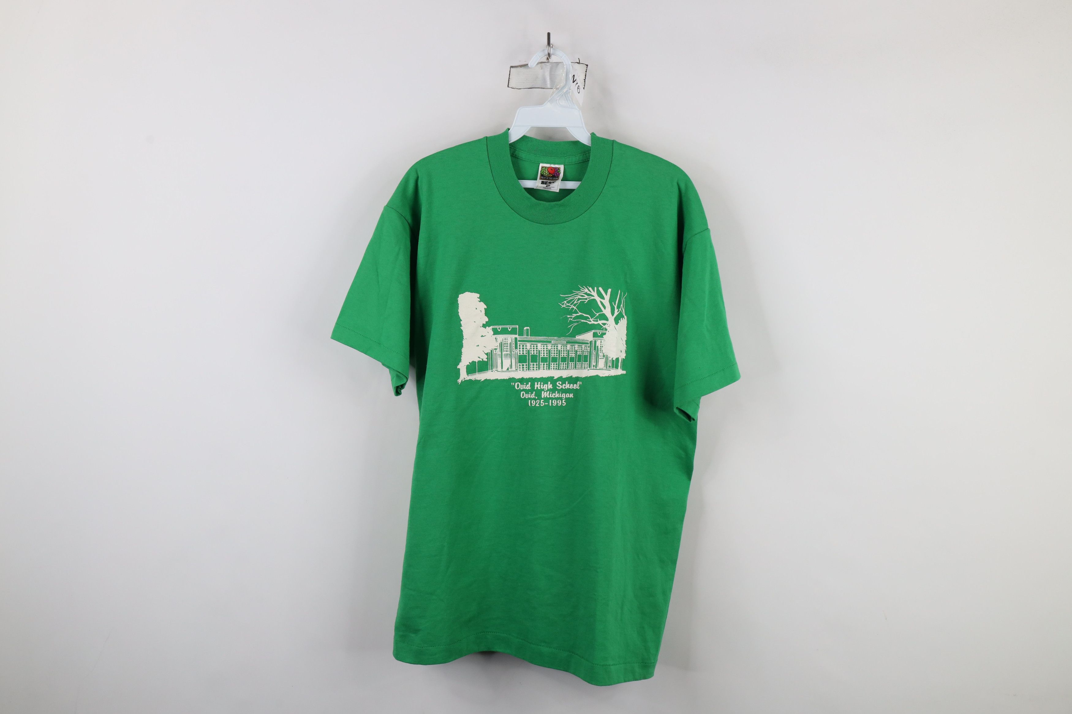 Vintage Vintage 90s High School Ovid Michigan Short Sleeve T-Shirt Size US L / EU 52-54 / 3 - 1 Thumbnail