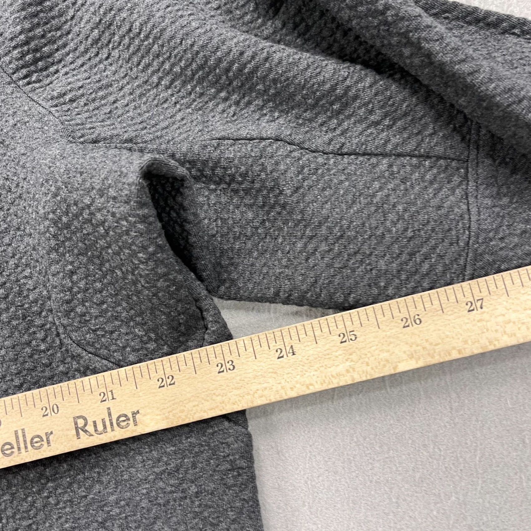 Lululemon Lululemon Jacket Mens XL Gray Black At Ease Double Textured 1/4 Zip Gym Size US XL / EU 56 / 4 - 7 Thumbnail