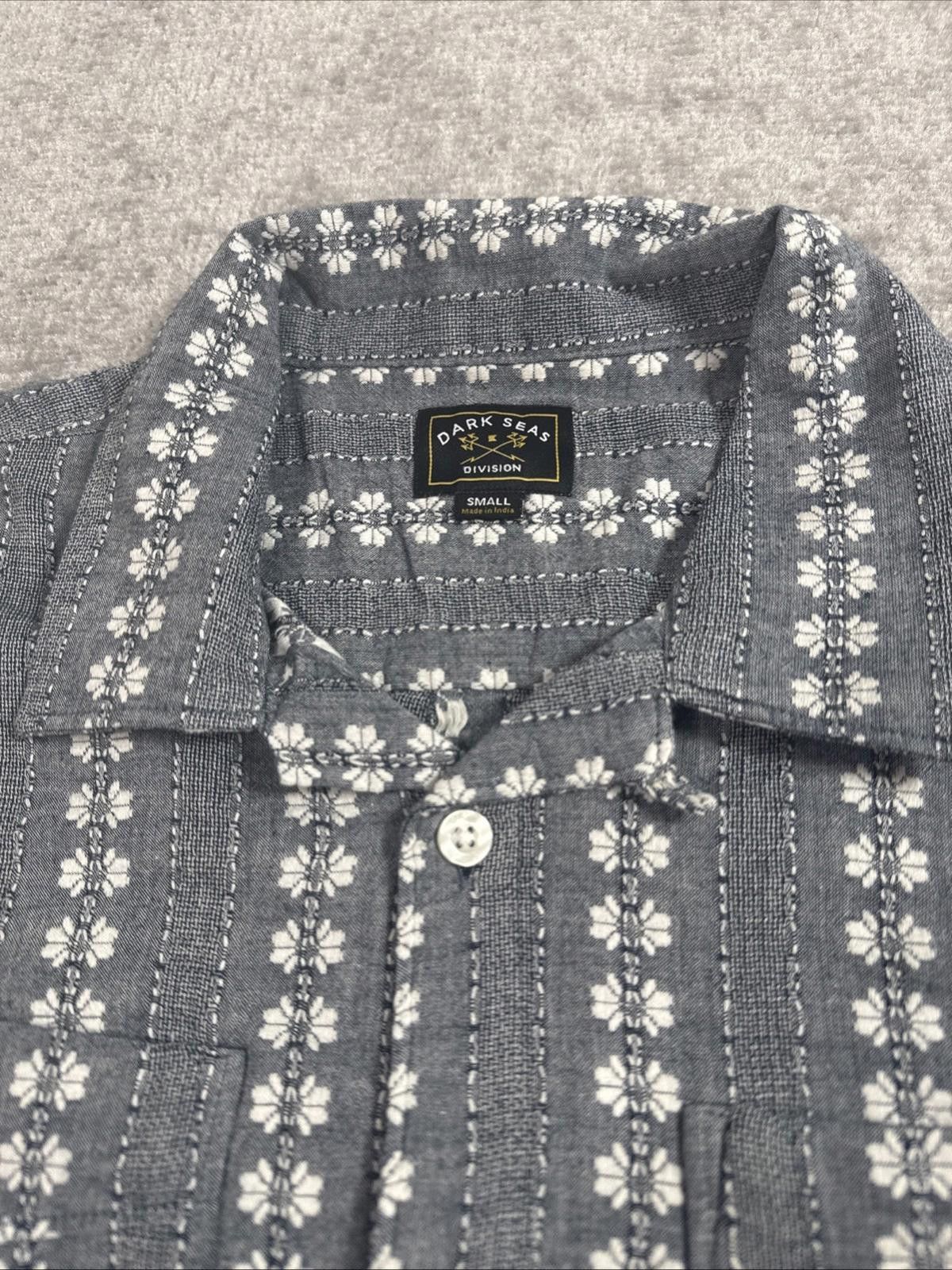 Dark Seas Division Mens Small Dark Seas Shirt Moisture Wicking Marcos Button Up Size US S / EU 44-46 / 1 - 3 Thumbnail