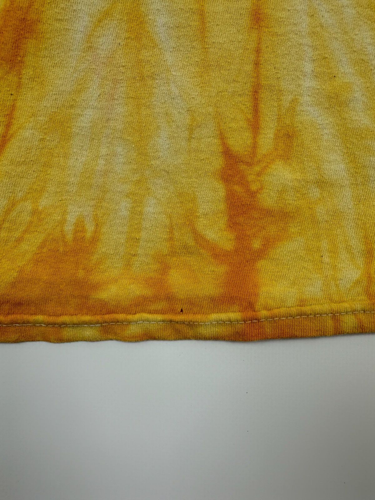 Other Y2K Banksy Chair Smash Tie-Dye T-Shirt Size US L / EU 52-54 / 3 - 8 Thumbnail