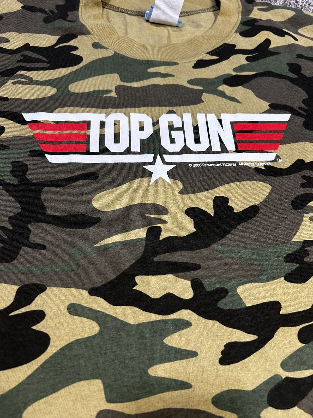 Vintage Vintage Top Gun 2006 Paramount camo Tee L Size US L / EU 52-54 / 3 - 2 Thumbnail