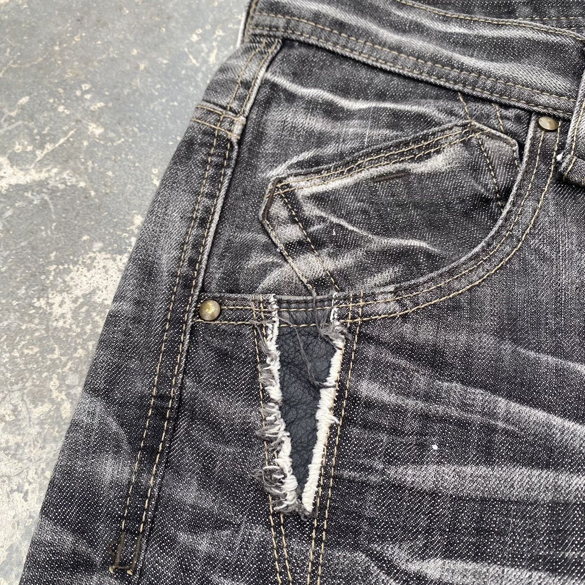 If Six Was Nine 🔥RATTLE TRAP🔥 distressed dark jeans Size US 32 / EU 48 - 7 Thumbnail