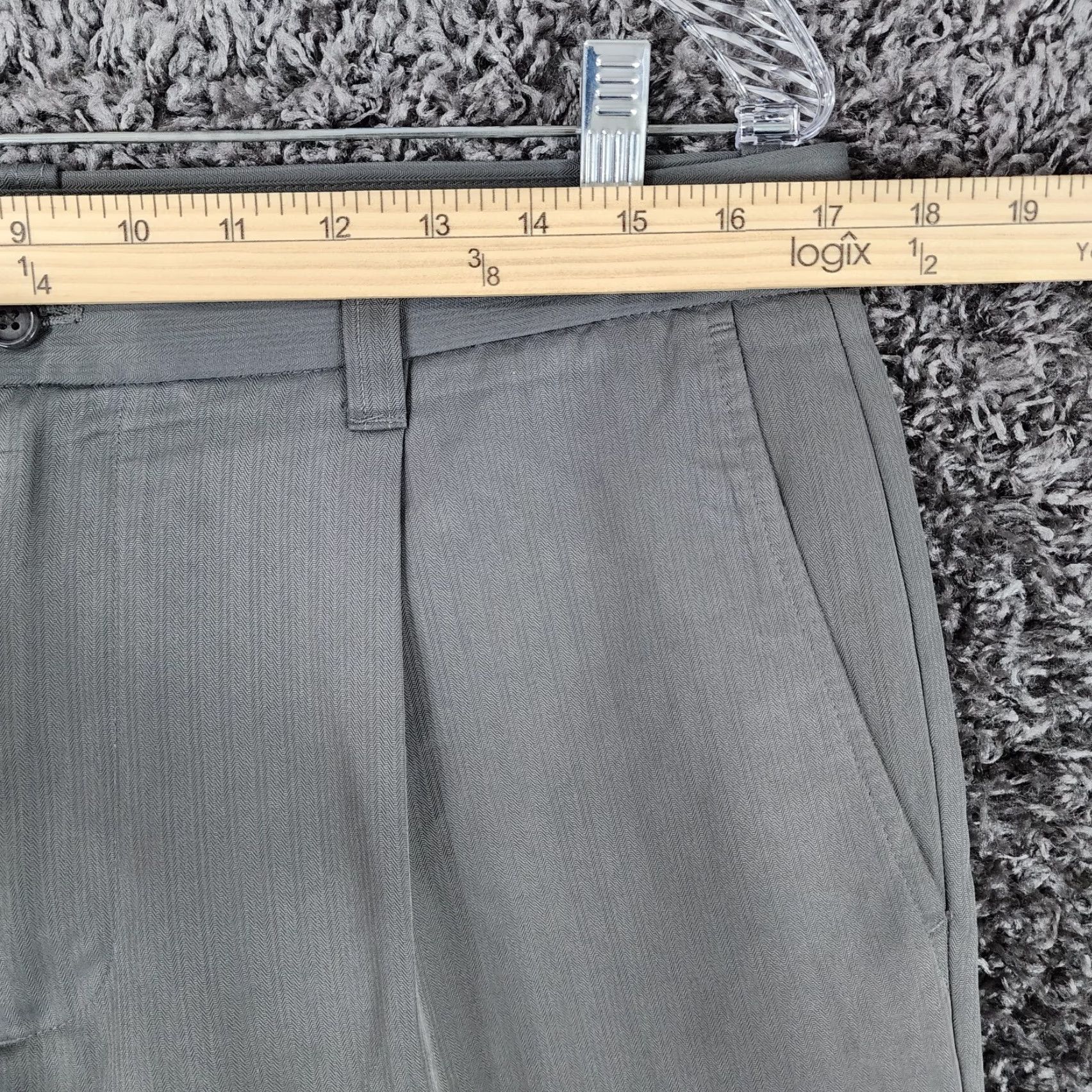 Izod IZOD Golf Mens Gray Pleated 100% Polyester Golf Pants Size 34x30 Size US 34 / EU 50 - 4 Thumbnail