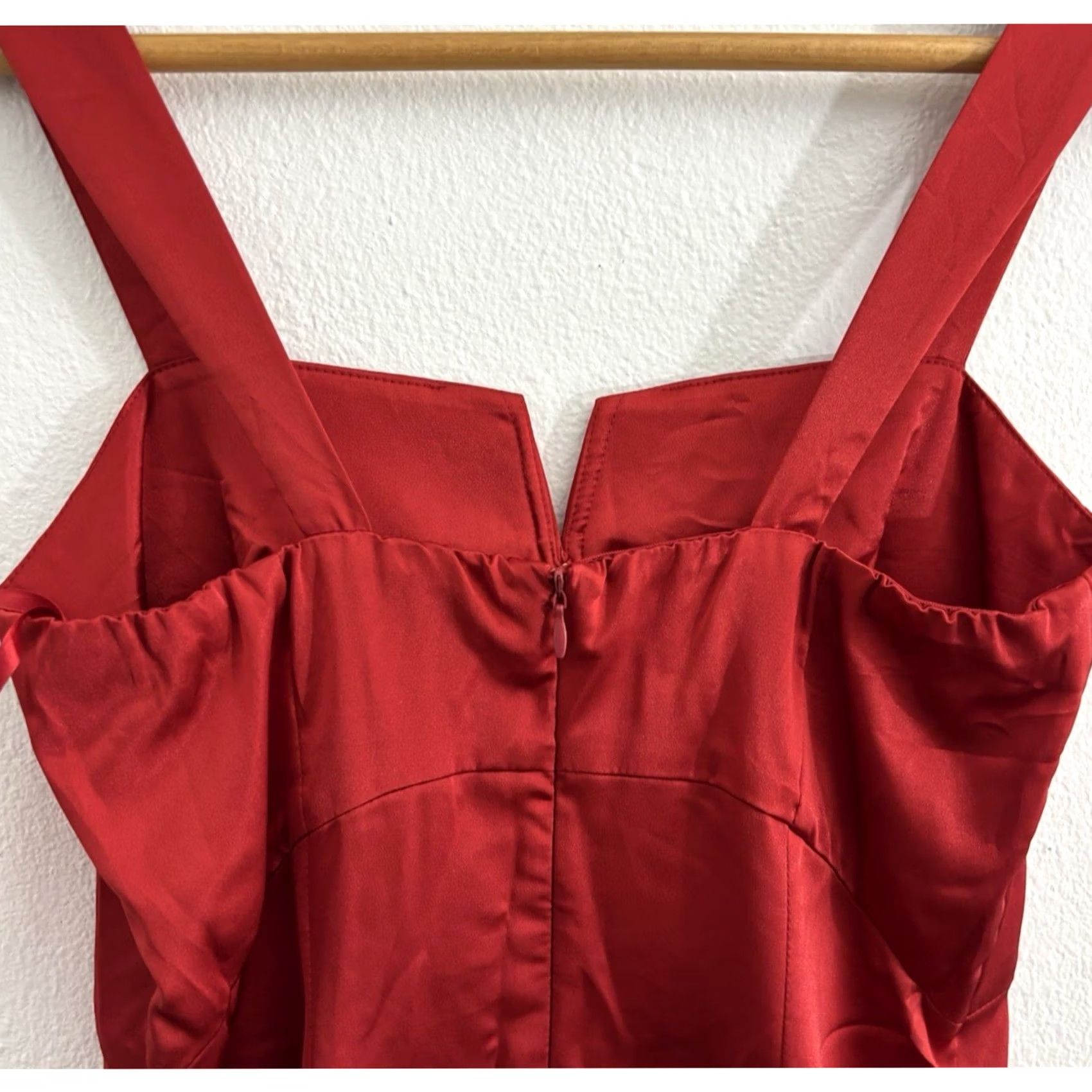 Vintage NEWPORT NEWS Red Ruched Dress Sleeveless Square Neck Knee Length Women Size 4 Size S / US 4 / IT 40 - 4 Thumbnail