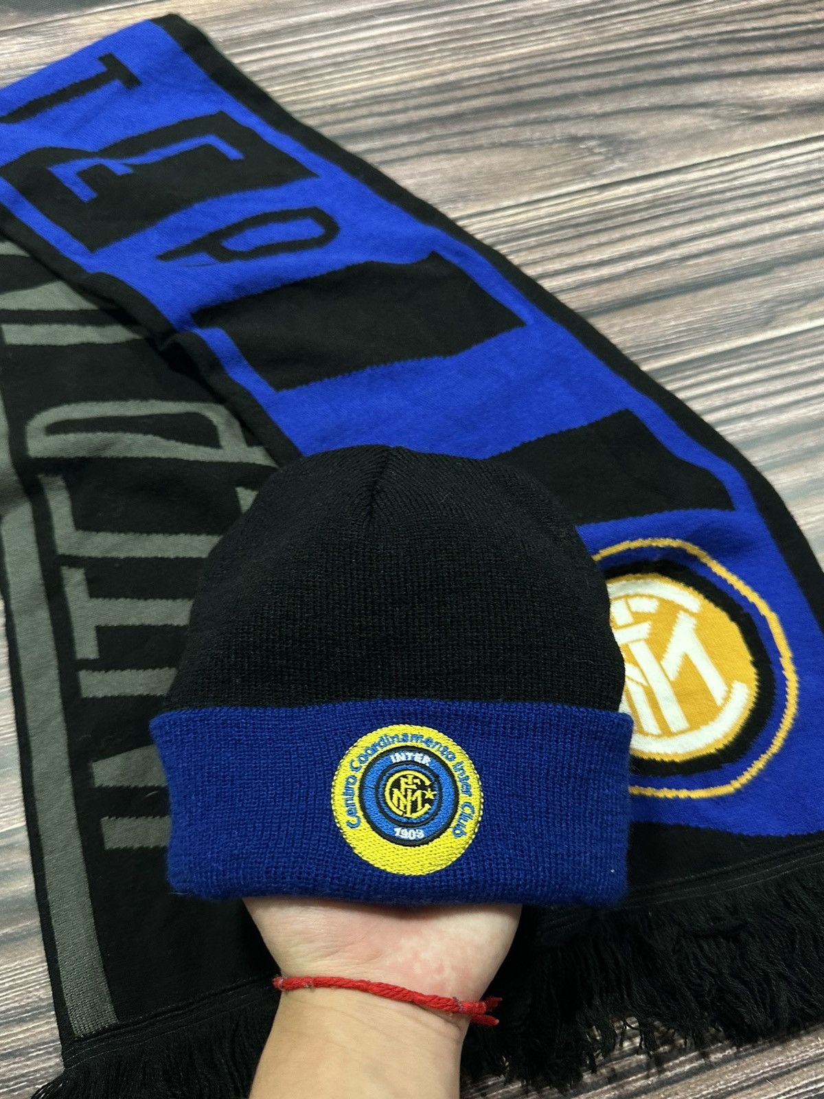 Vintage Vintage F.C Internazionale Scarf+hat Size ONE SIZE - 2 Thumbnail