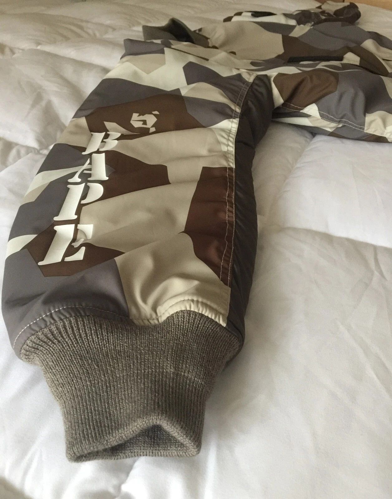 Bape BAPE A BATHING APE MEN SPLINTER CAMO BOMBER JACKET XL 2018 Size US XL / EU 56 / 4 - 4 Thumbnail
