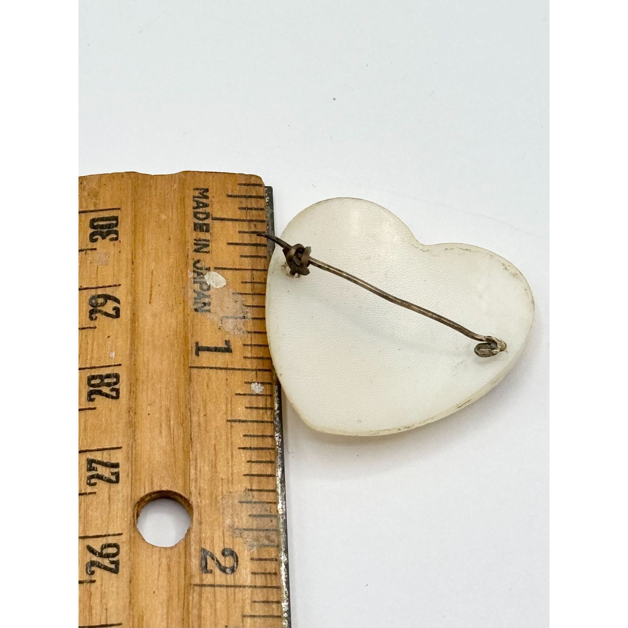 Vintage Estate Mother of Pearl Wire Work Heart Vintage Pin Brooch Size ONE SIZE - 4 Thumbnail