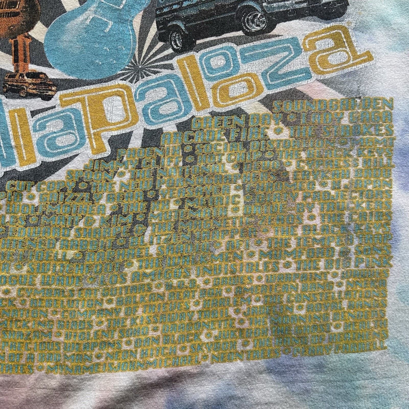 Vintage Vintage Lollapalooza T Shirt Large Tie Dye 2010 Chicago Rare Size US L / EU 52-54 / 3 - 7 Thumbnail