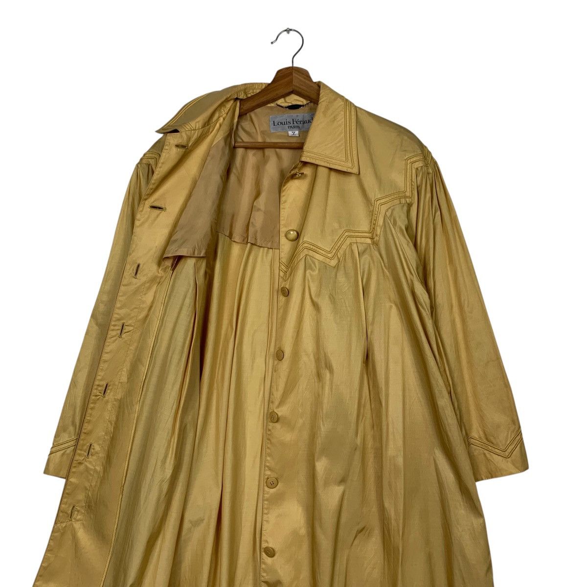 Louis Feraud 90’s LOUIS FERAUD Light Overcoat Jacket #2351-C105 Size L / US 10 / IT 46 - 11 Thumbnail
