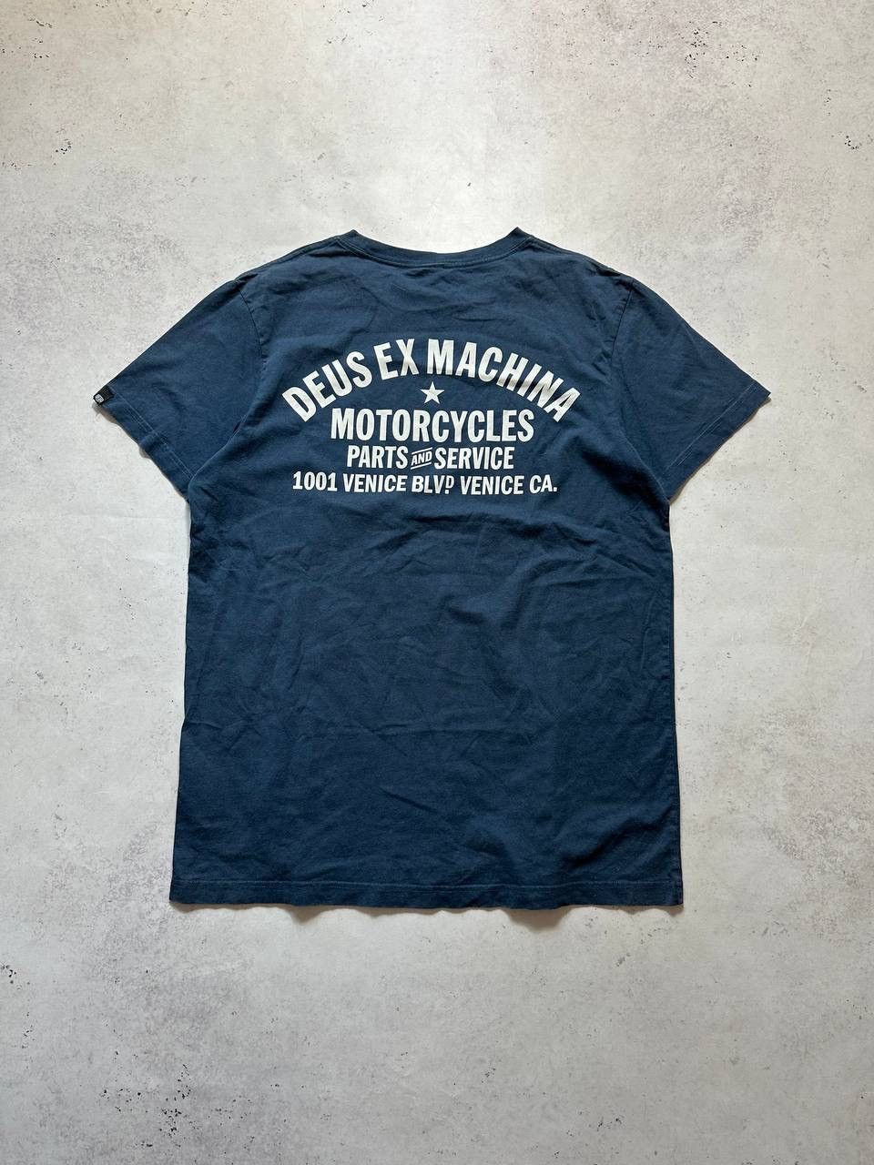 Deus Ex Machina × Vintage Vintage Deus Ex Machina Promo T-shirt Y2K XL Size US XL / EU 56 / 4 - 1 Thumbnail