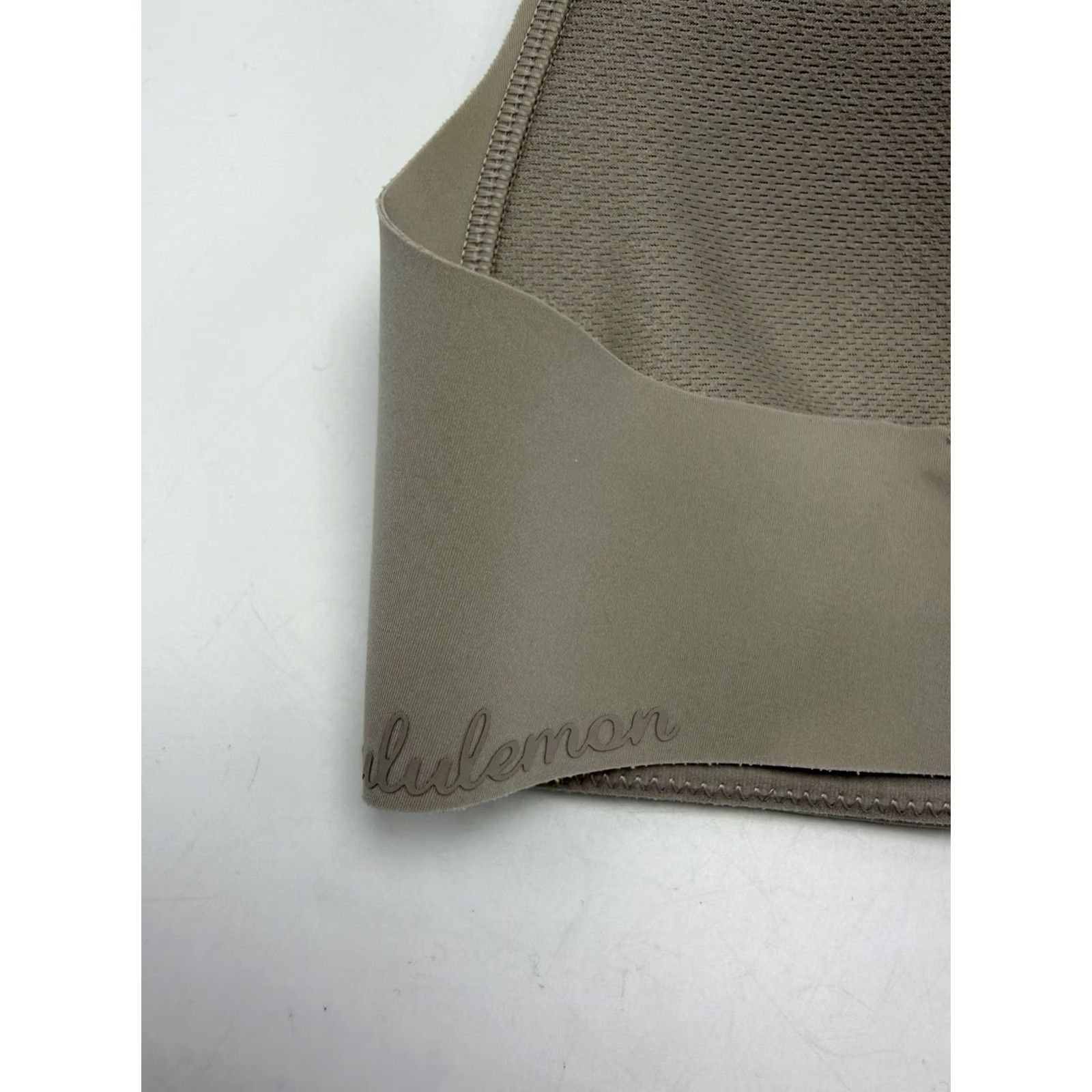 Lululemon Lululemon Take Shape Bra LW2BK9S Size 32C Beige Workout Adjustable Wireless Sports Bra Womens Shirt Size ONE SIZE - 5 Thumbnail