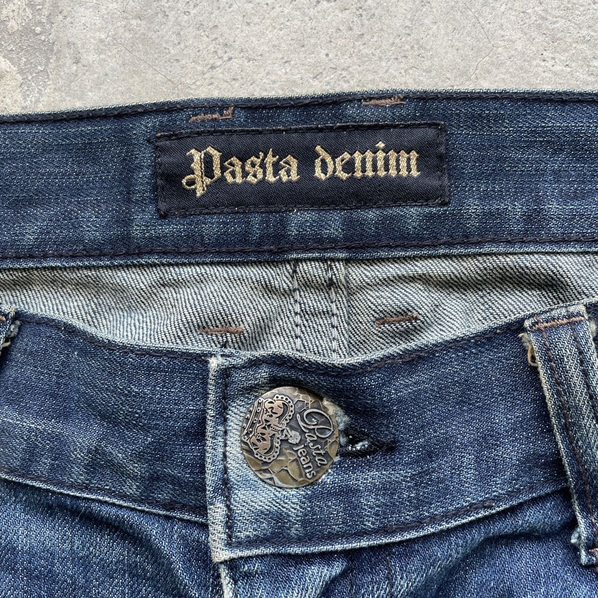 Japanese Brand Vintage Japan Jeans Distressed Faded Denim Pants RARE W34 Size US 34 / EU 50 - 7 Thumbnail