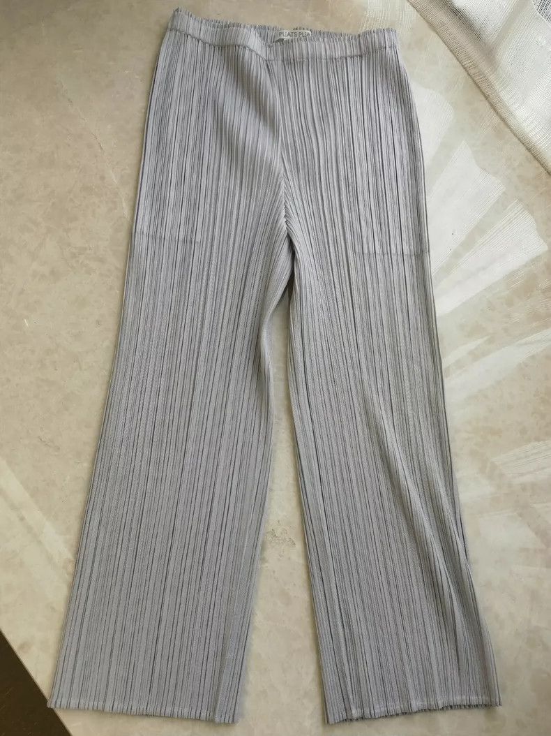 Issey Miyake Issey Miyake size:1 Light grey pleated pants Size 28" / US 6 / IT 42 - 1 Thumbnail